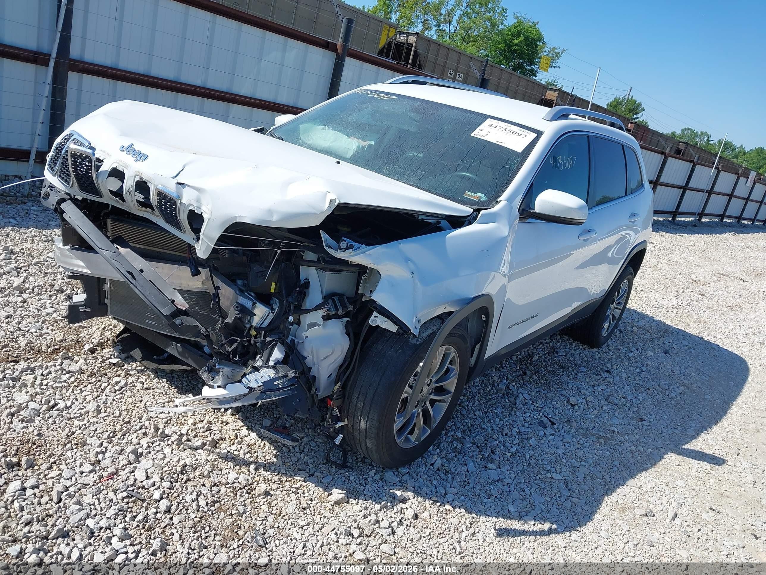 2020 Jeep Cherokee Latitude Plus Fwd White vin: 1C4PJLLB4LD503540