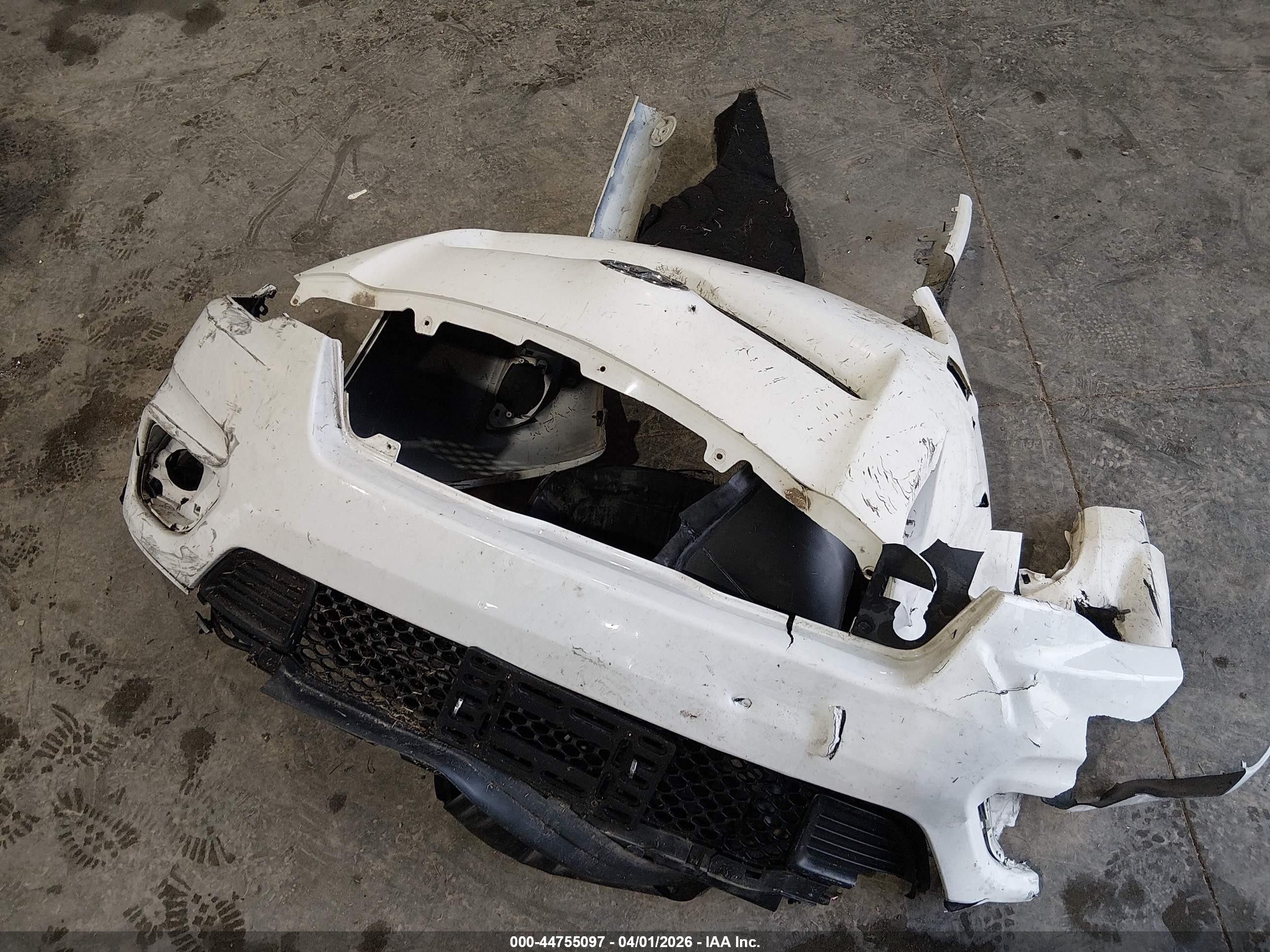 2020 Jeep Cherokee Latitude Plus Fwd White vin: 1C4PJLLB4LD503540
