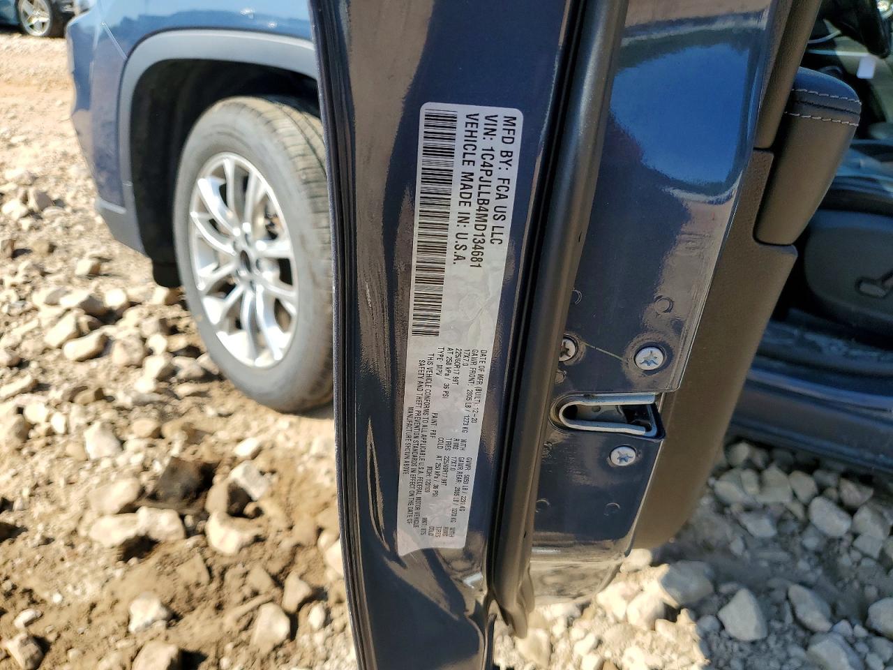 2021 Jeep Cherokee Latitude Plus Gray vin: 1C4PJLLB4MD134681