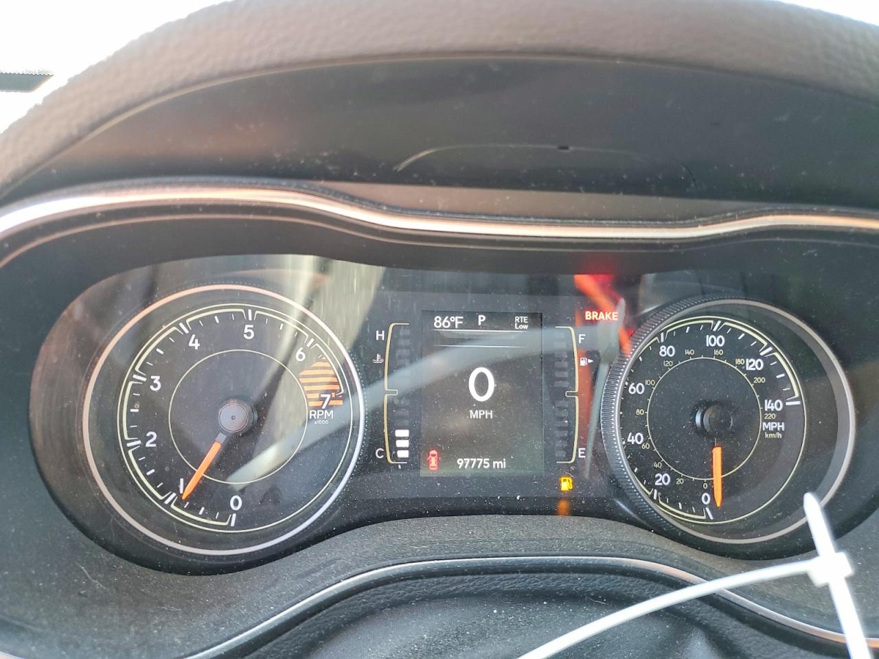 2021 Jeep Cherokee Latitude Plus Gray vin: 1C4PJLLB4MD134681