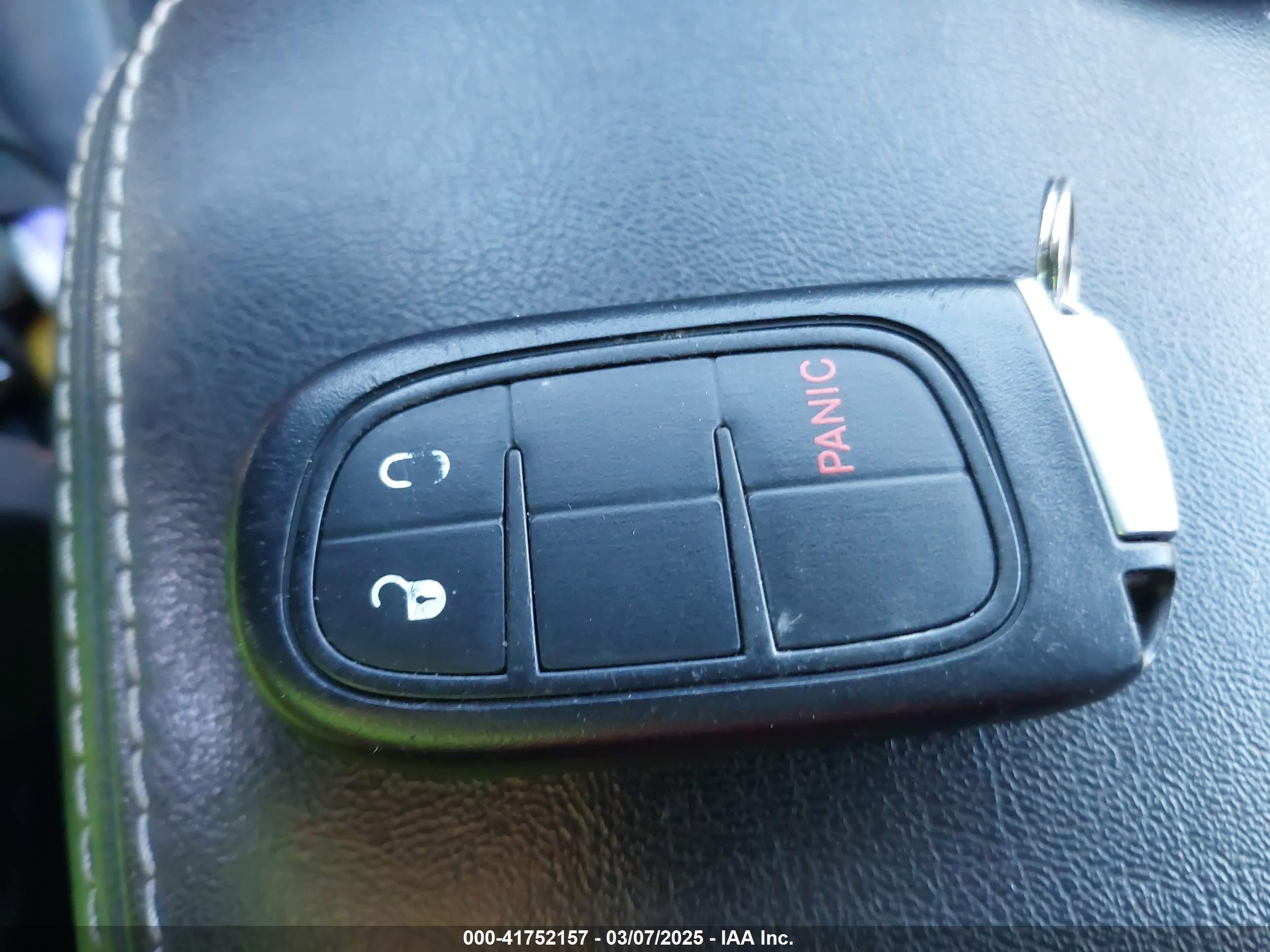 2018 Jeep Cherokee Latitude Plus Fwd Gray vin: 1C4PJLLB5JD538858