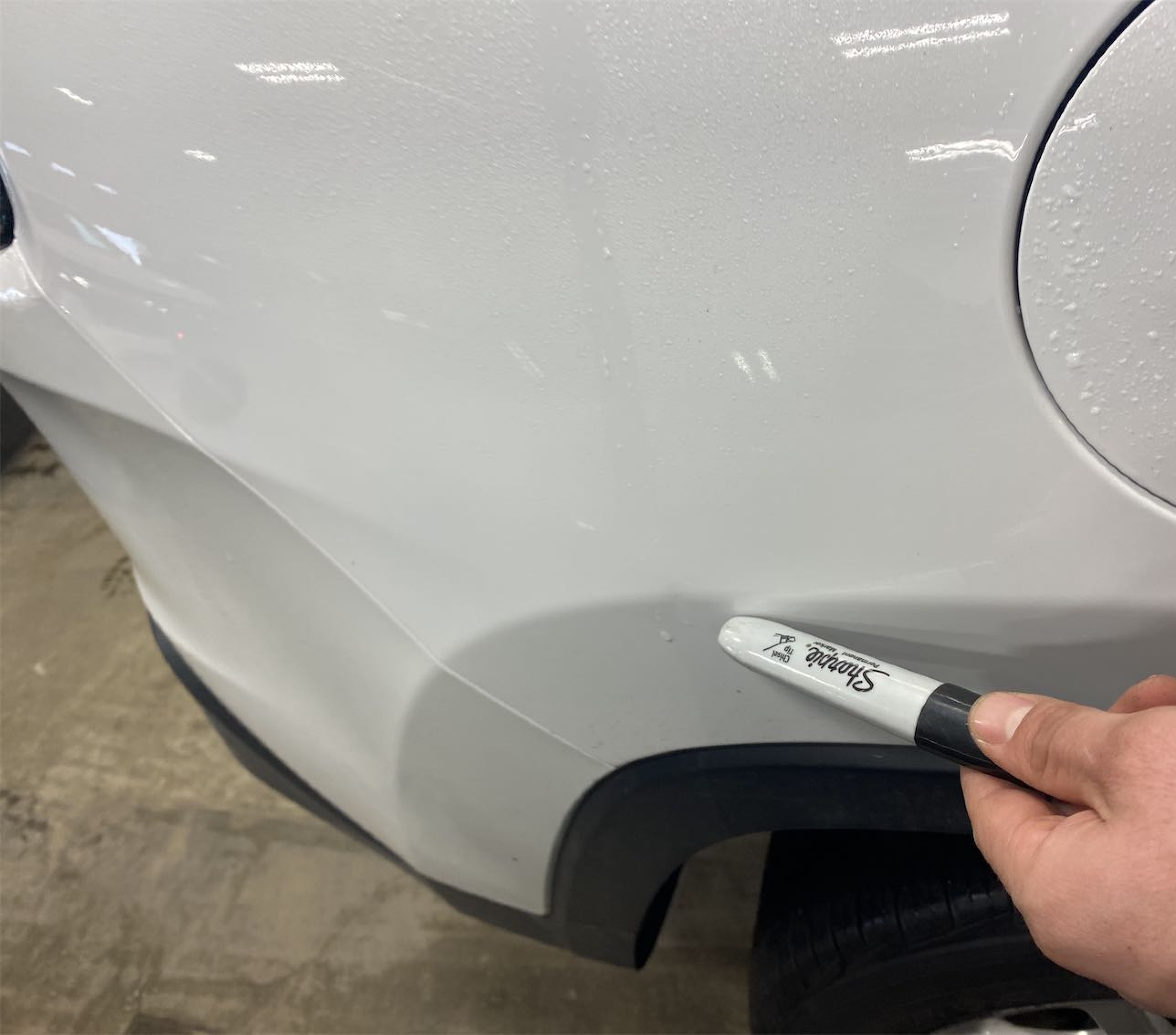 2018 Jeep Cherokee Latitude Plus vin: 1C4PJLLB5JD595089