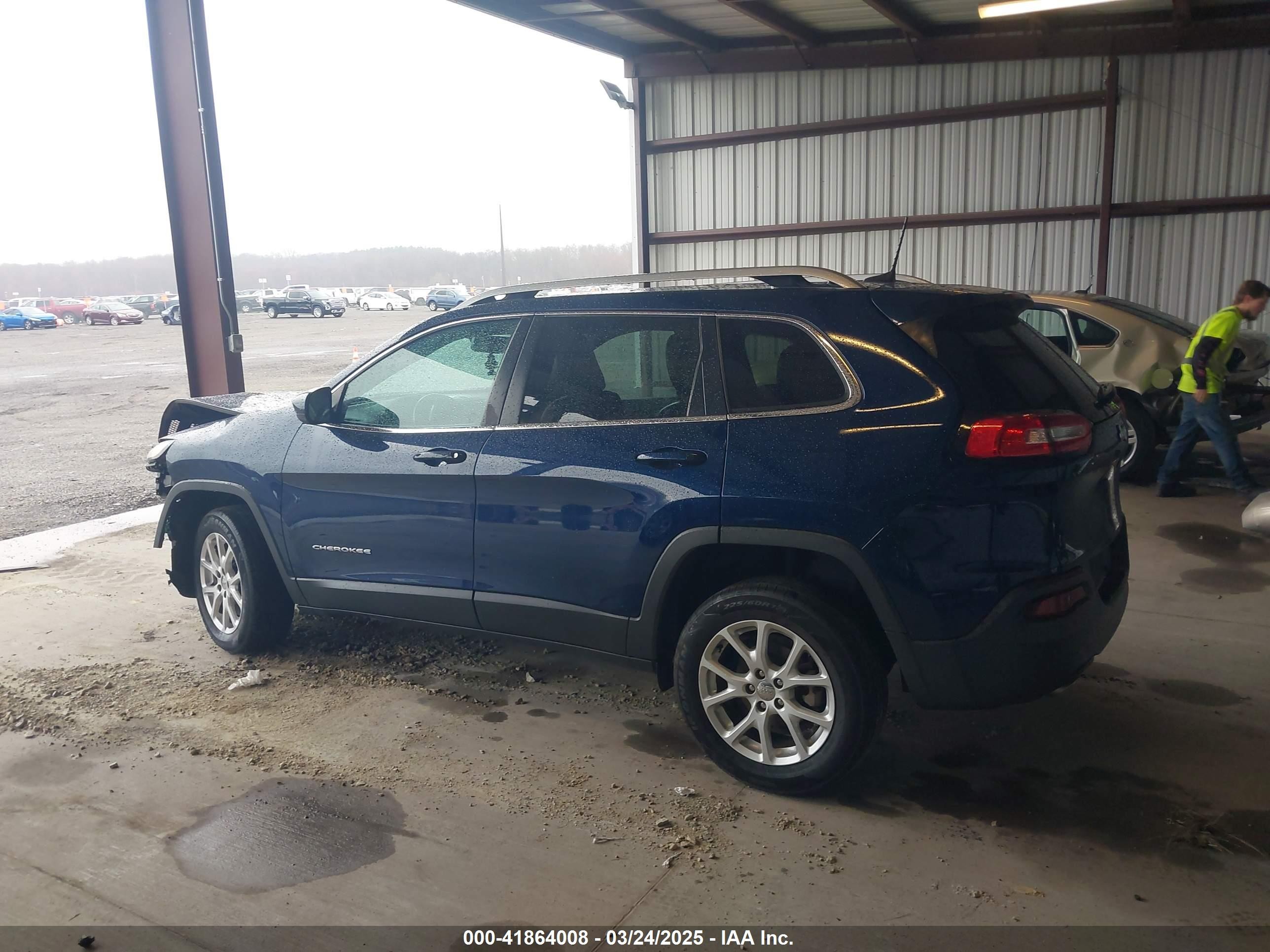 2018 Jeep Cherokee Latitude Plus Fwd Blue vin: 1C4PJLLB6JD587499