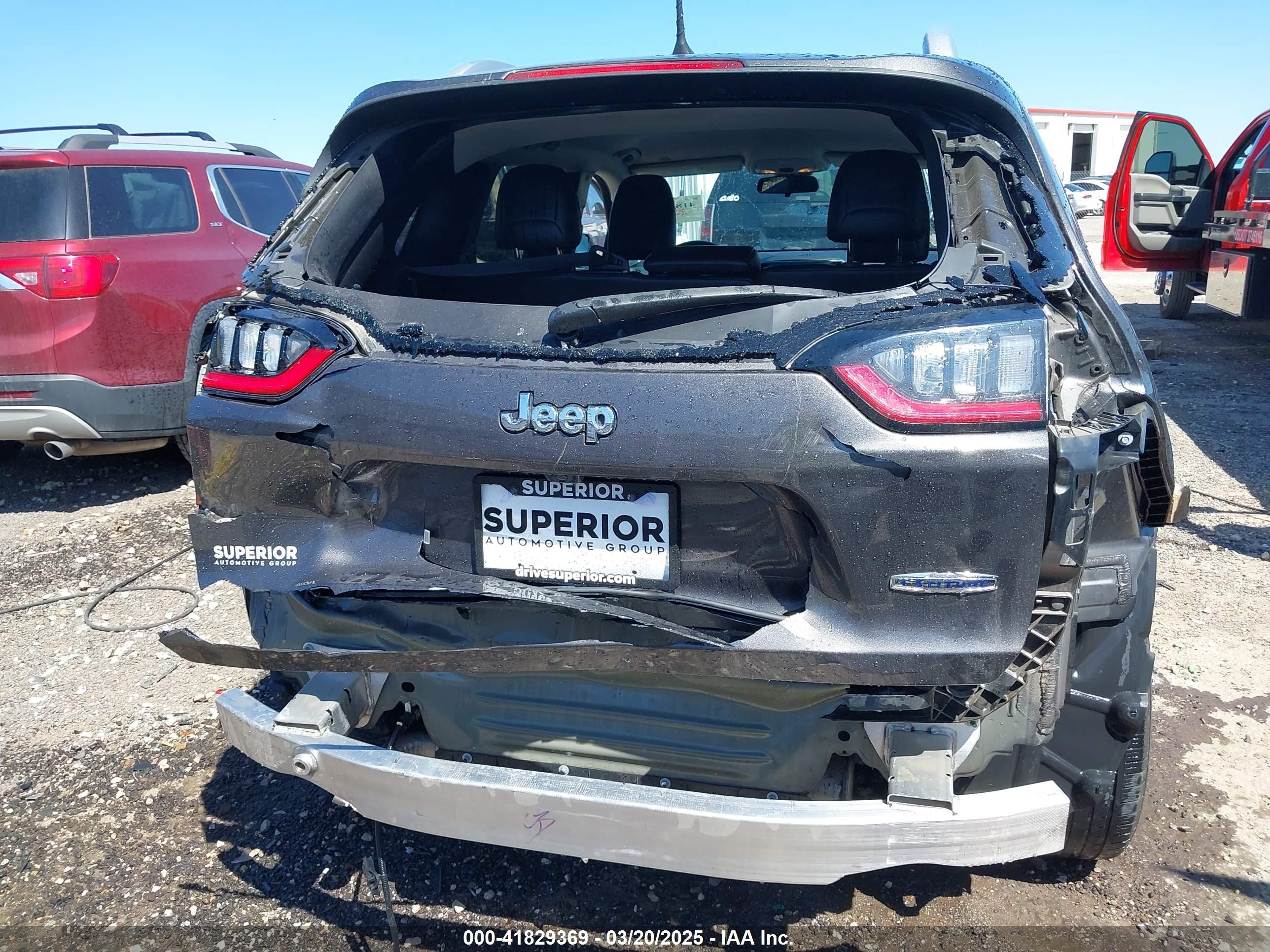 2019 Jeep Cherokee Latitude Plus Fwd Серый vin: 1C4PJLLB6KD396134