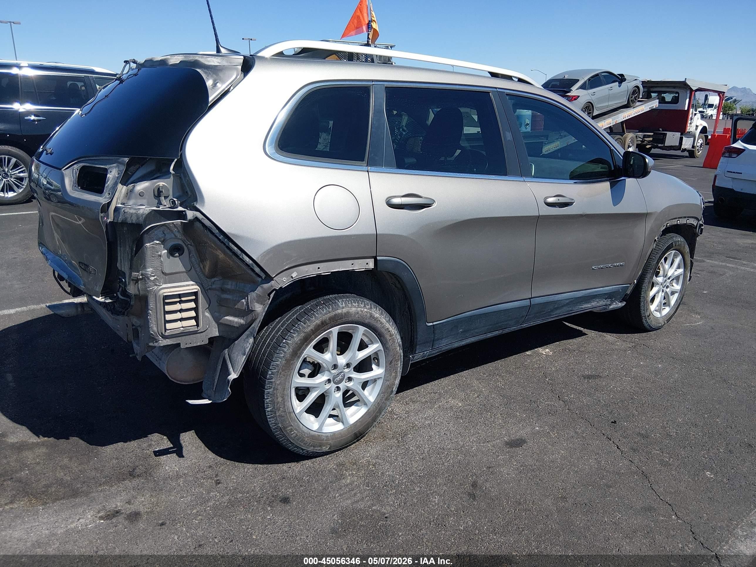 2018 Jeep Cherokee Latitude Plus Fwd Желто-коричневый vin: 1C4PJLLB7JD587348