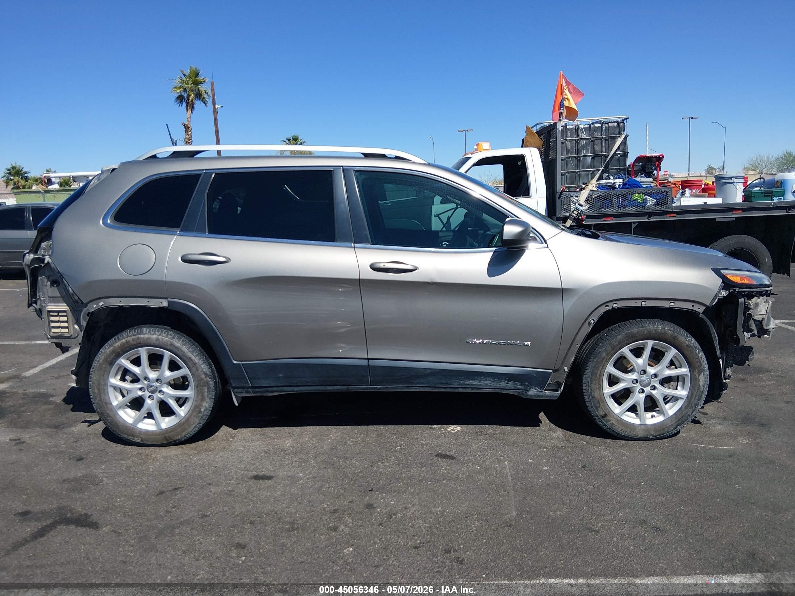 2018 Jeep Cherokee Latitude Plus Fwd Желто-коричневый vin: 1C4PJLLB7JD587348