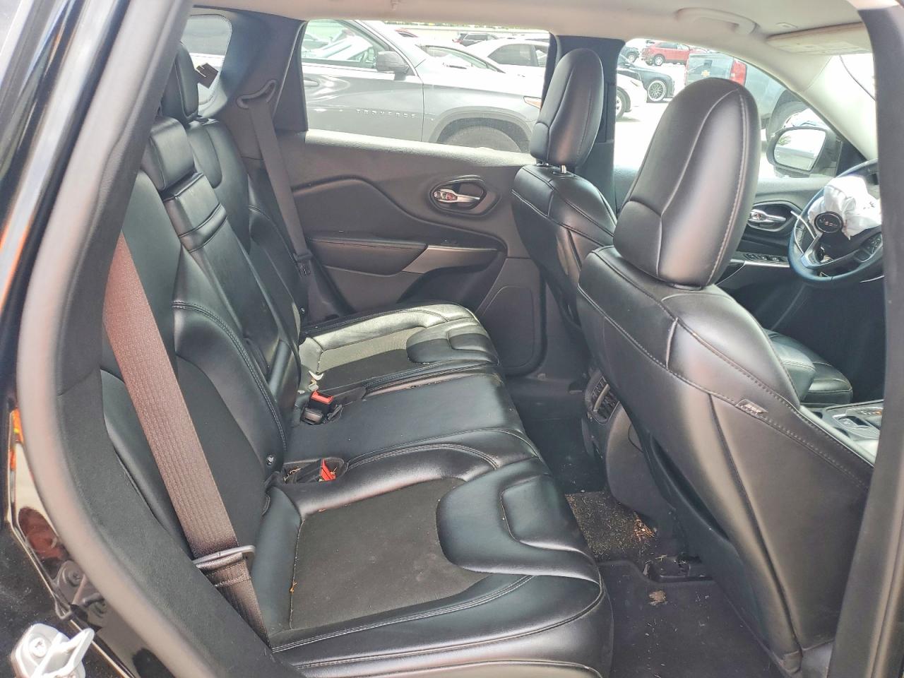 2019 Jeep Cherokee Latitude Plus Черный vin: 1C4PJLLB7KD151536