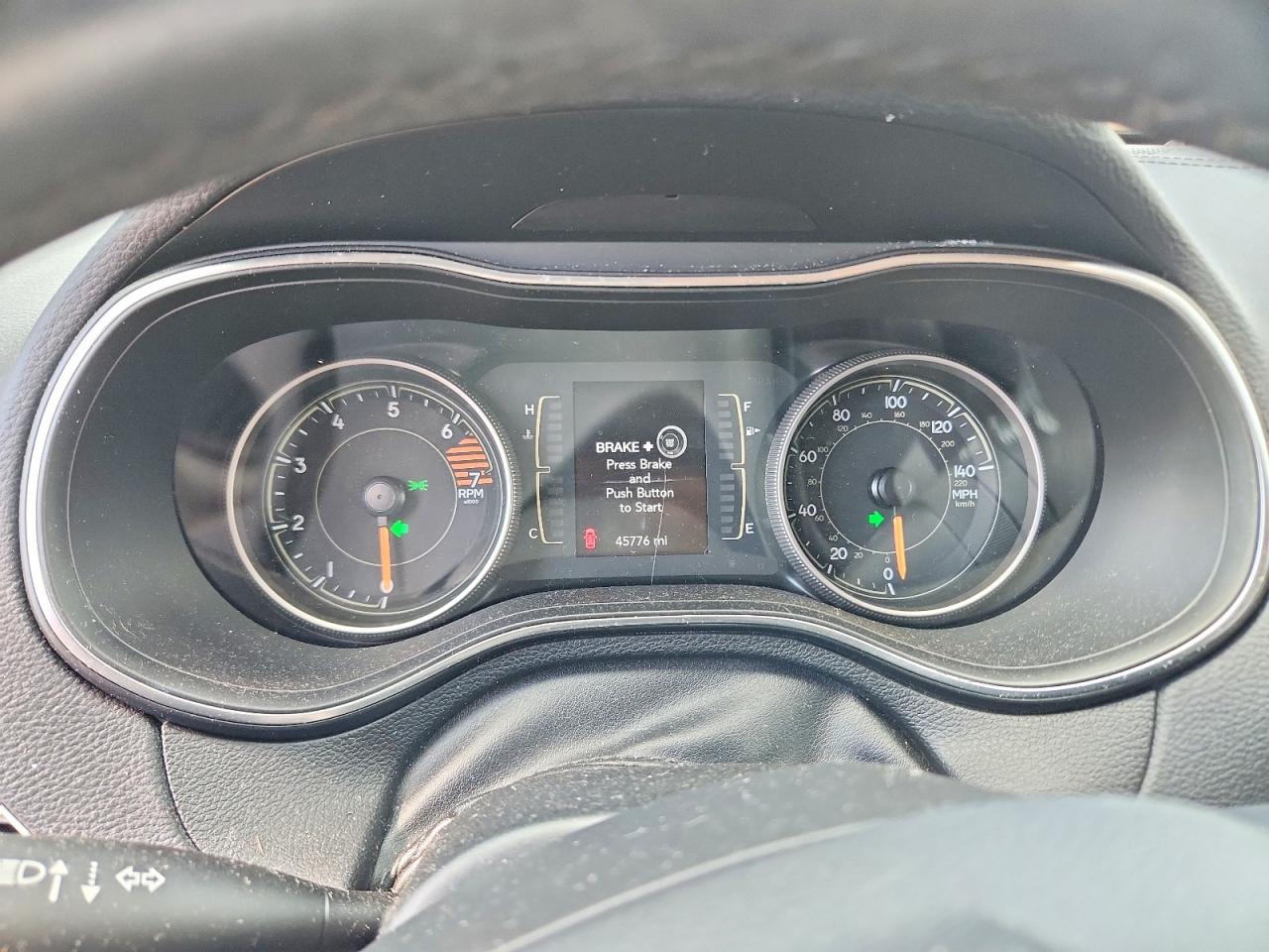 2019 Jeep Cherokee Latitude Plus Красный vin: 1C4PJLLB8KD175330