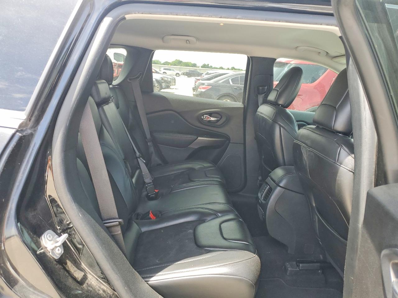2020 Jeep Cherokee Latitude Plus Black vin: 1C4PJLLB8LD503556