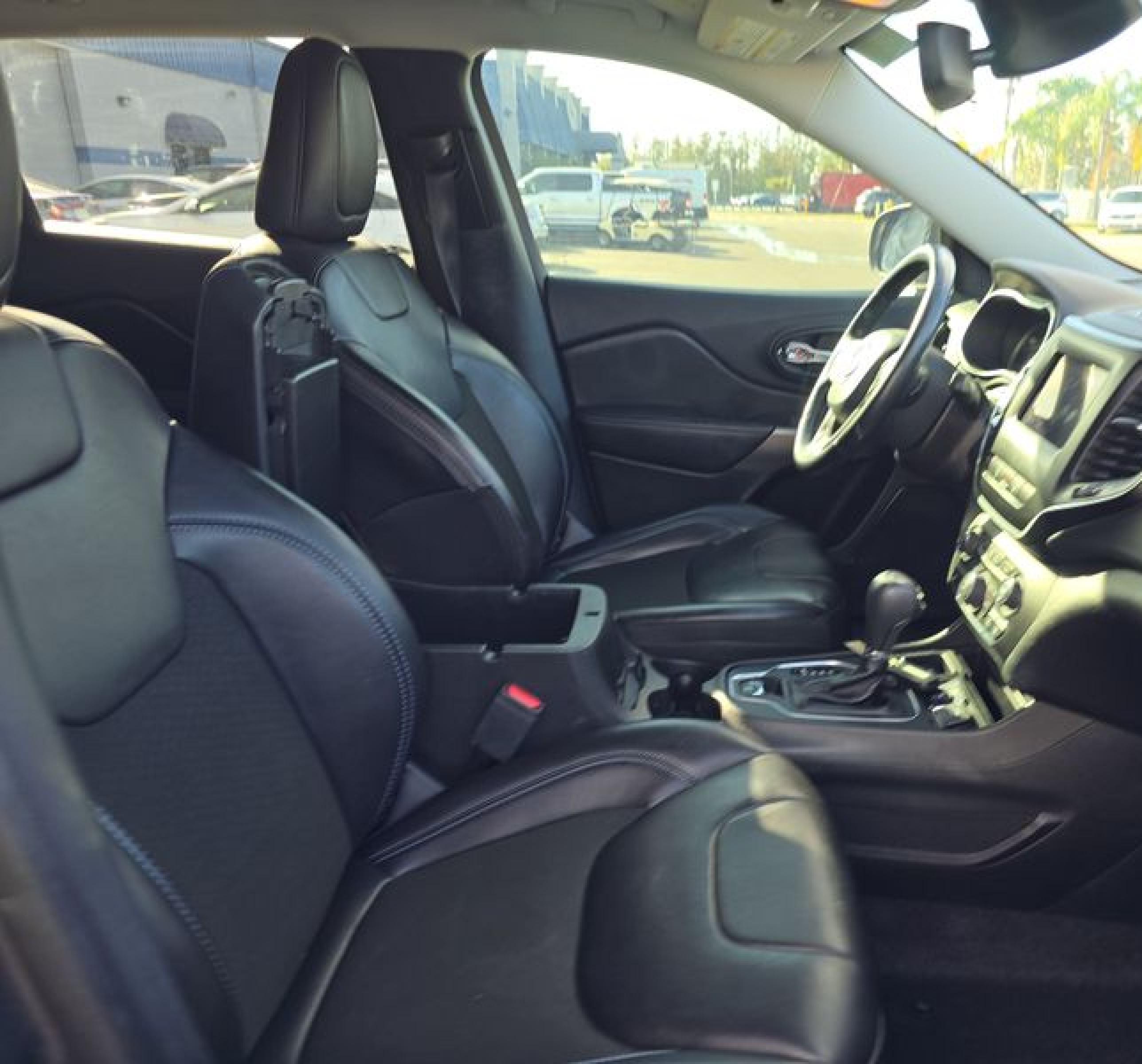 2021 Jeep Cherokee Latitude Plus vin: 1C4PJLLB9MD179647