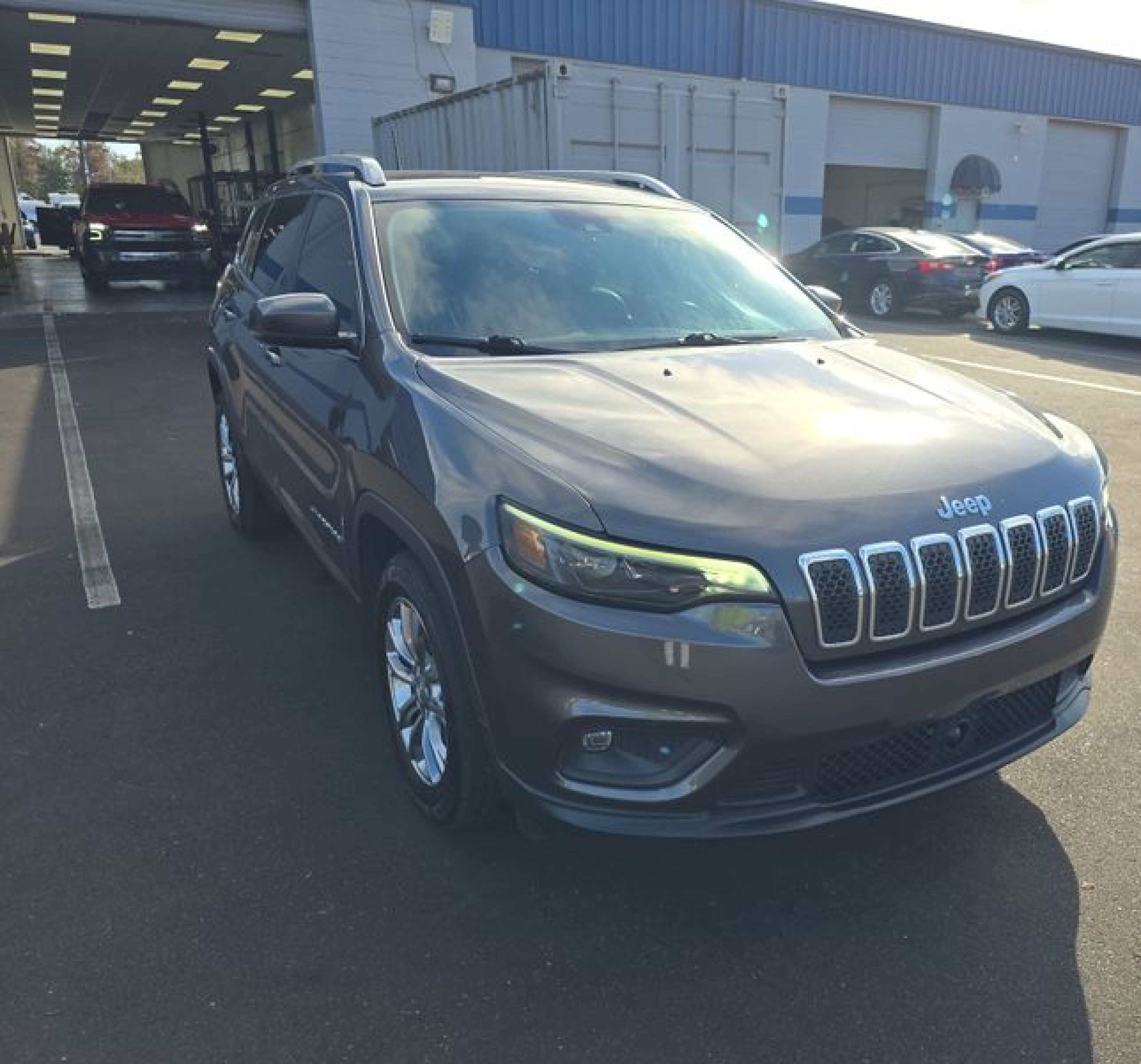 2021 Jeep Cherokee Latitude Plus Fwd vin: 1C4PJLLB9MD179647