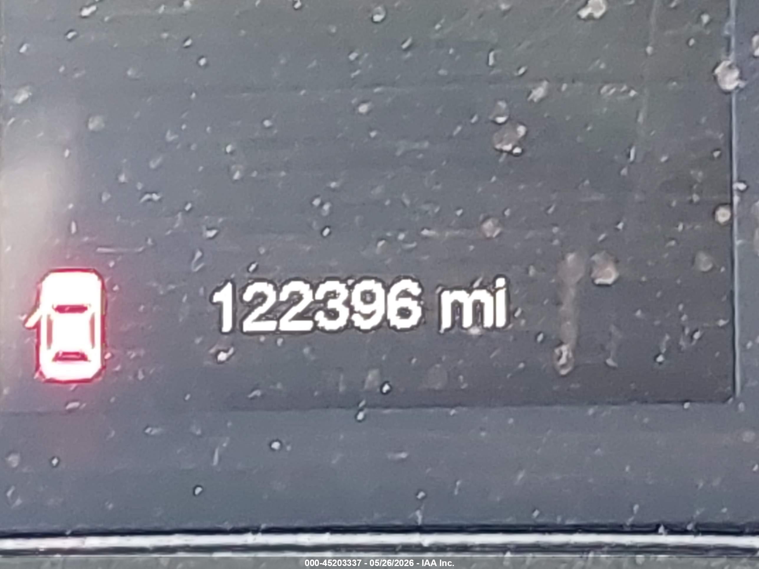 2018 Jeep Cherokee Latitude Plus Blue vin: 1C4PJLLBXJD607852