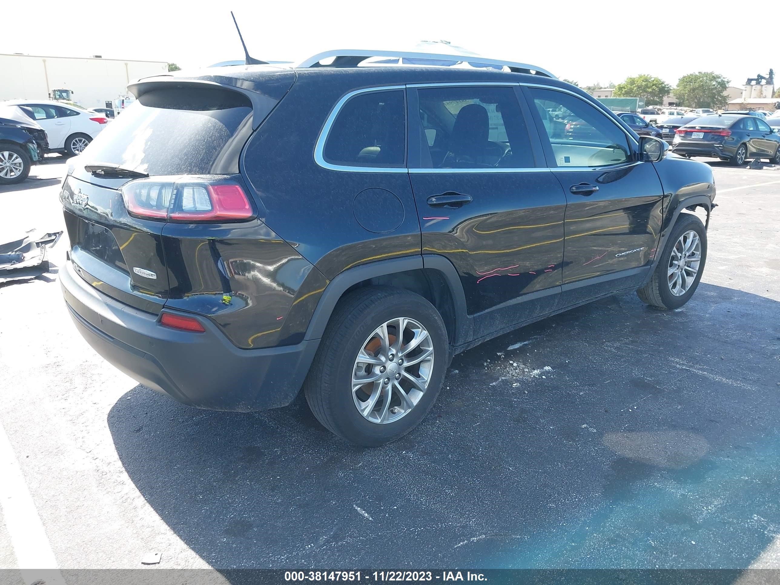 2019 Jeep Cherokee Latitude Plus Fwd Black vin: 1C4PJLLBXKD301154