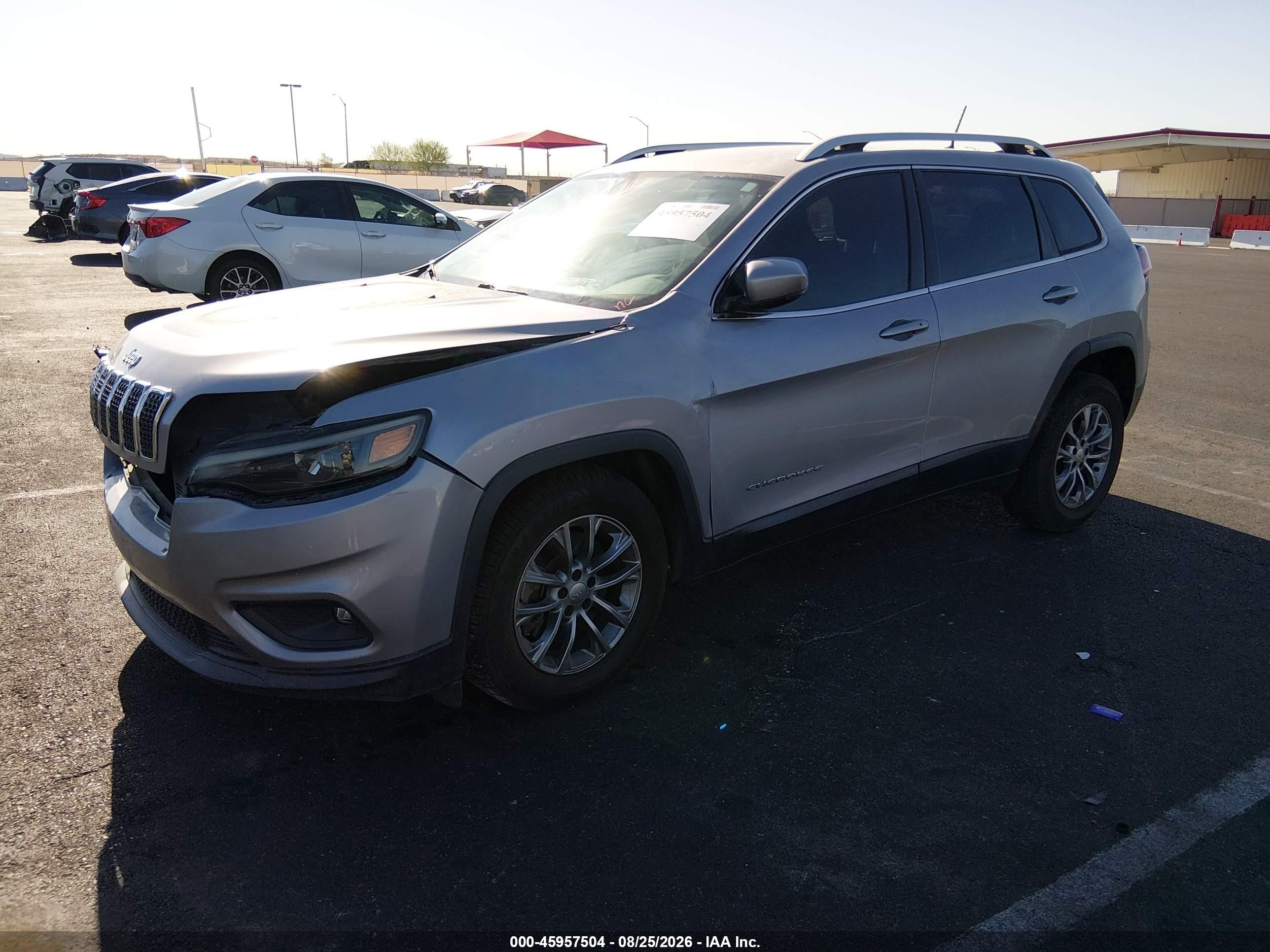2019 Jeep Cherokee Latitude Plus Fwd Gray vin: 1C4PJLLBXKD479095