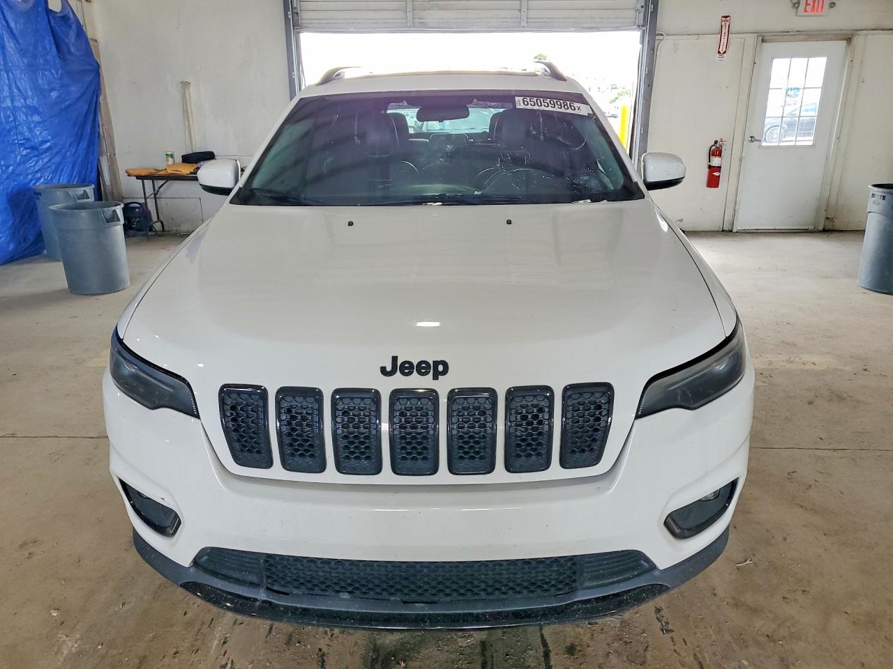 2019 Jeep Cherokee Latitude Plus White vin: 1C4PJLLN1KD286327