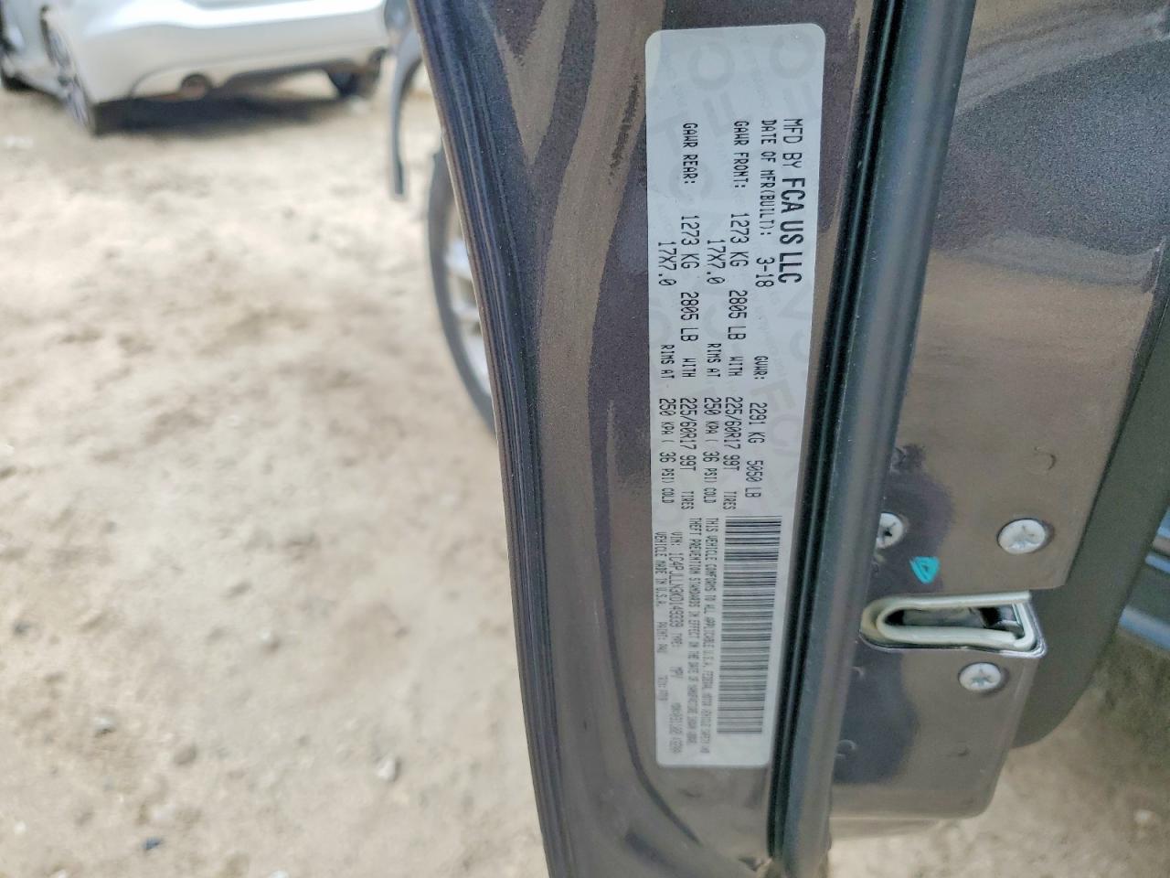 2019 Jeep Cherokee Latitude Plus Gray vin: 1C4PJLLN3KD149339