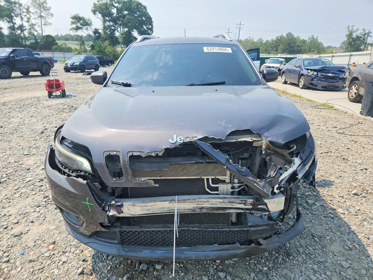 2019 Jeep Cherokee Latitude Plus Gray vin: 1C4PJLLX1KD170823