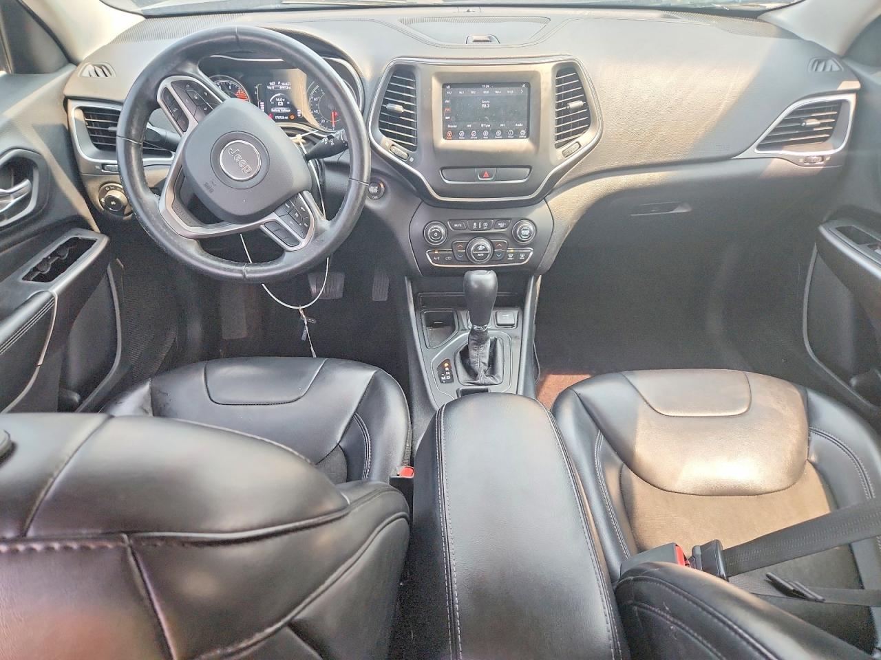 2019 Jeep Cherokee Latitude Plus Gray vin: 1C4PJLLX1KD170823
