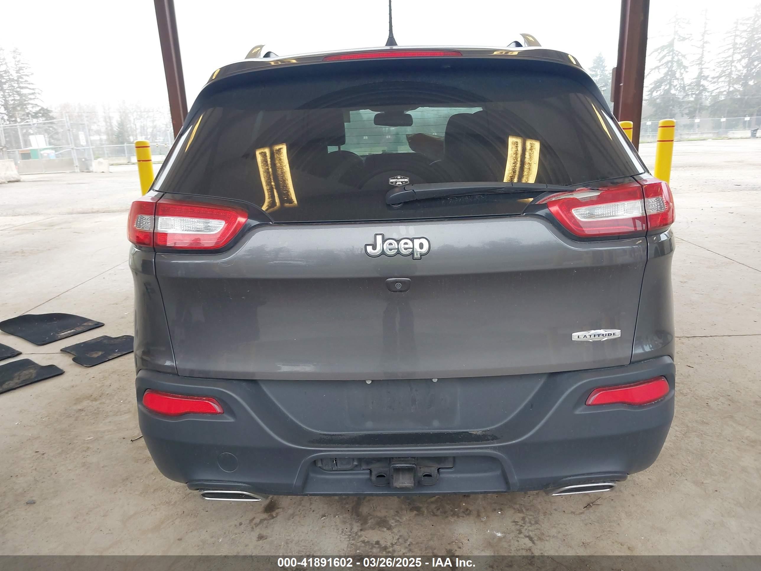 2018 Jeep Cherokee Latitude Plus Fwd Серый vin: 1C4PJLLX7JD556922