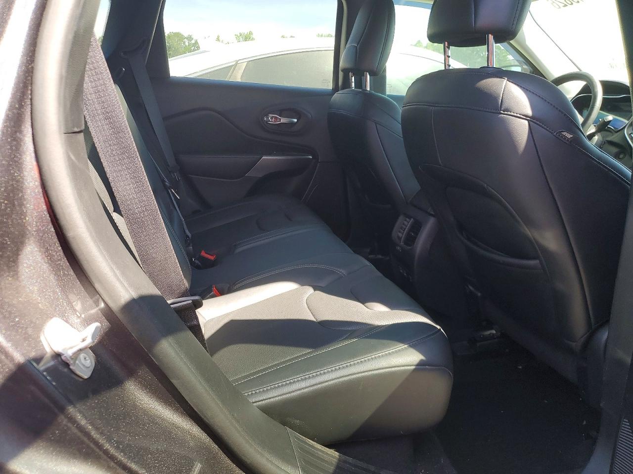 2021 Jeep Cherokee Latitude Lux Charcoal vin: 1C4PJLMX8MD215225