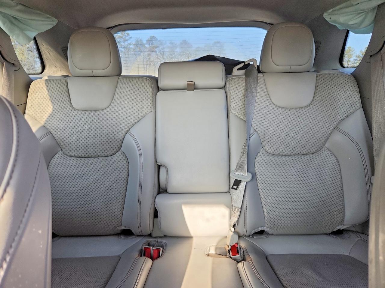 2021 Jeep Cherokee Latitude Lux Gray vin: 1C4PJLMX9MD155875