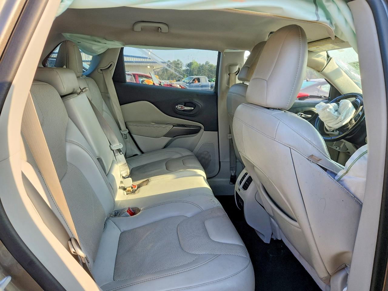 2021 Jeep Cherokee Latitude Lux Gray vin: 1C4PJLMX9MD155875
