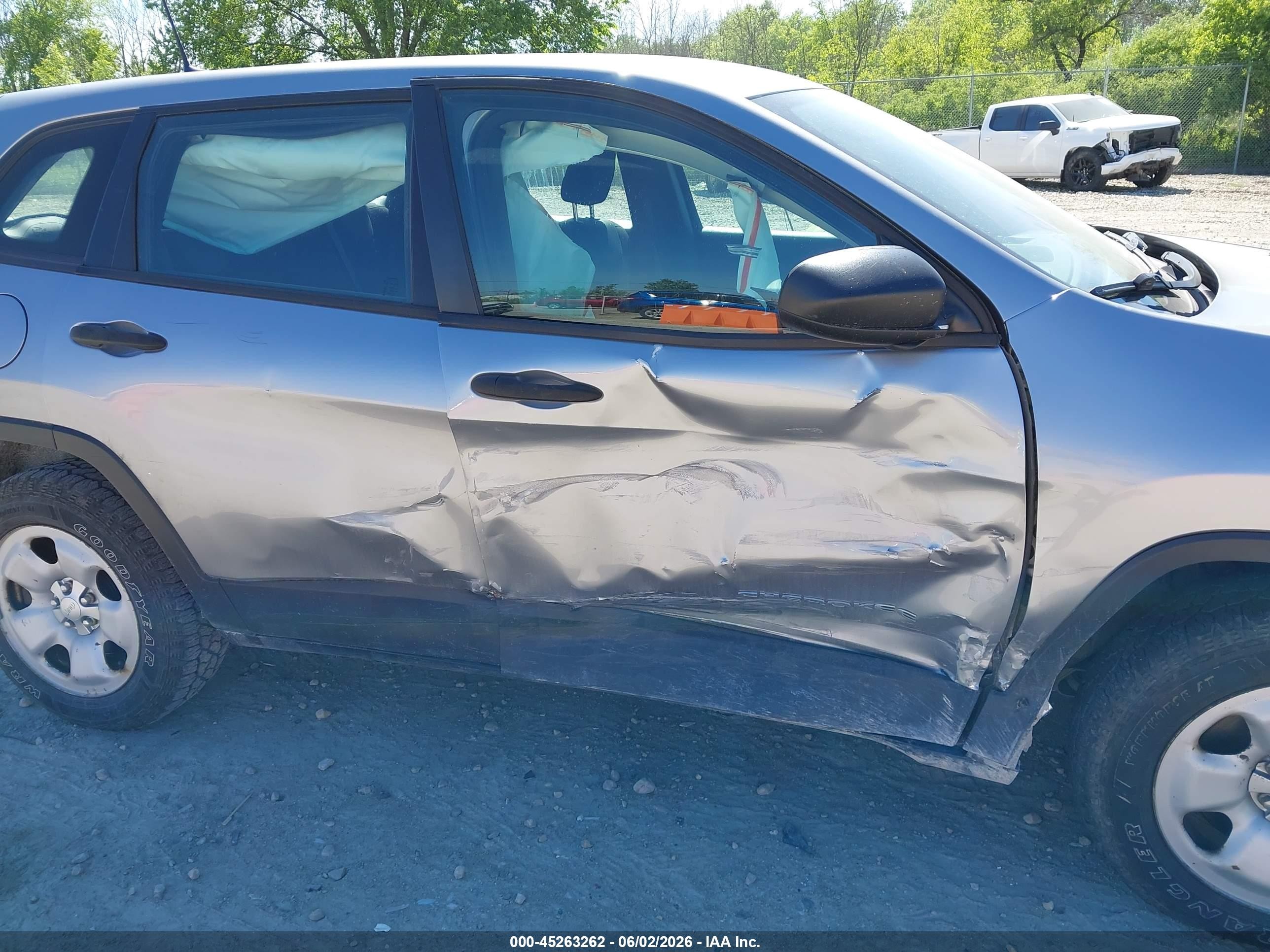 2014 Jeep Cherokee Sport Серый vin: 1C4PJMAB0EW202330