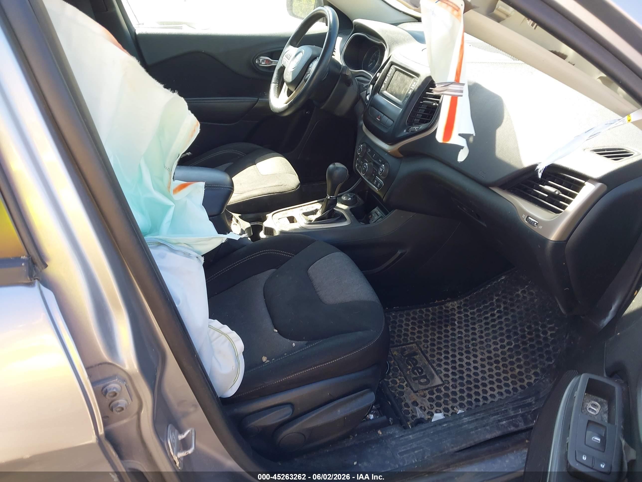 2014 Jeep Cherokee Sport Серый vin: 1C4PJMAB0EW202330