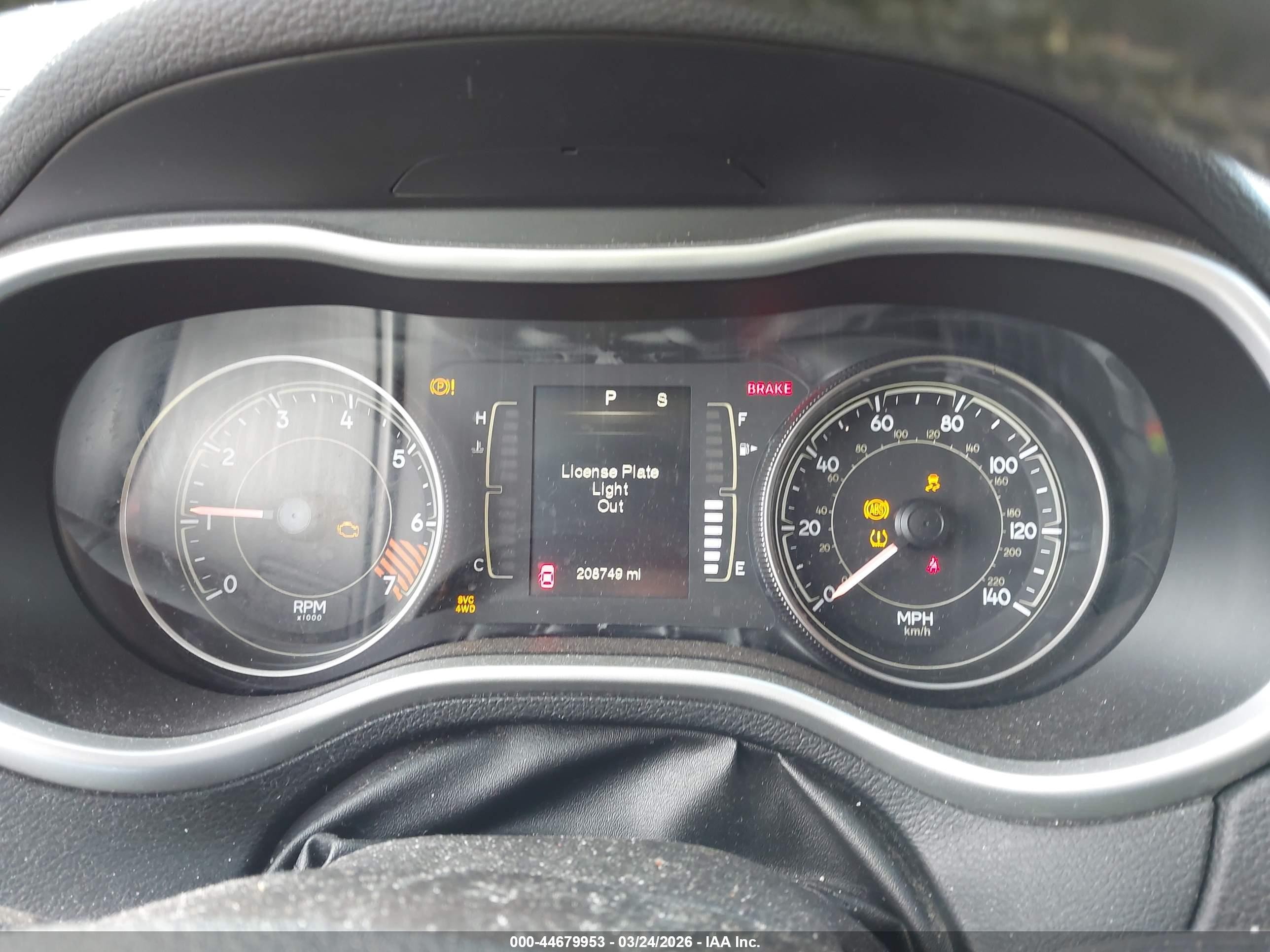 2014 Jeep Cherokee Sport Silver vin: 1C4PJMAB0EW249812