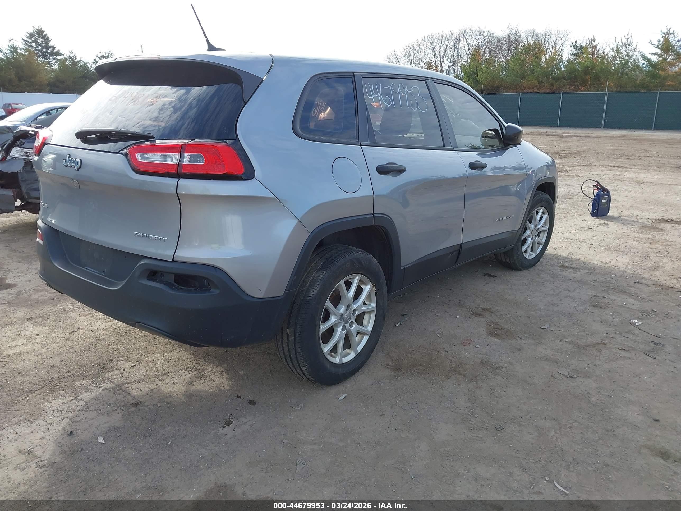 2014 Jeep Cherokee Sport Silver vin: 1C4PJMAB0EW249812
