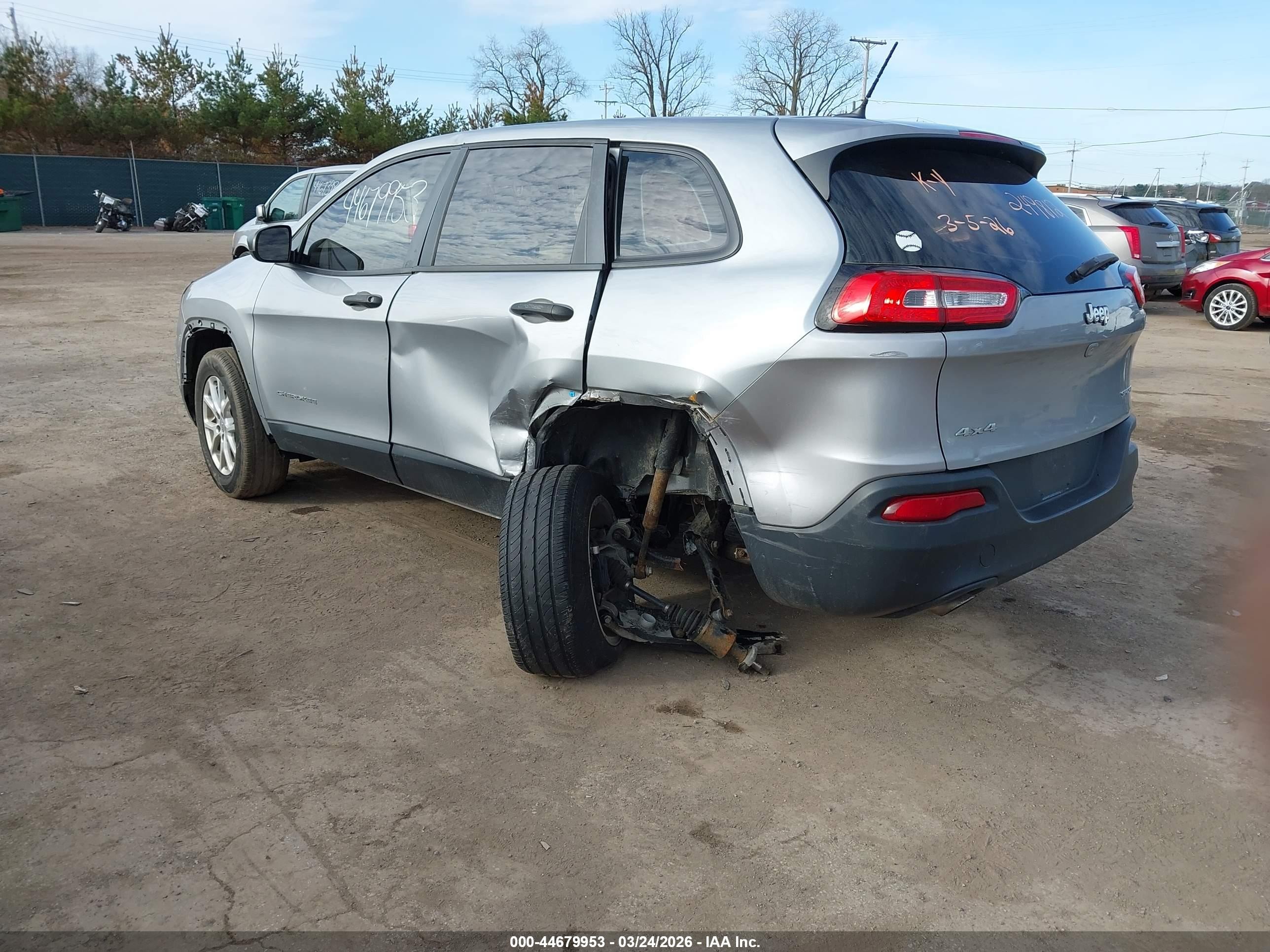 2014 Jeep Cherokee Sport Silver vin: 1C4PJMAB0EW249812