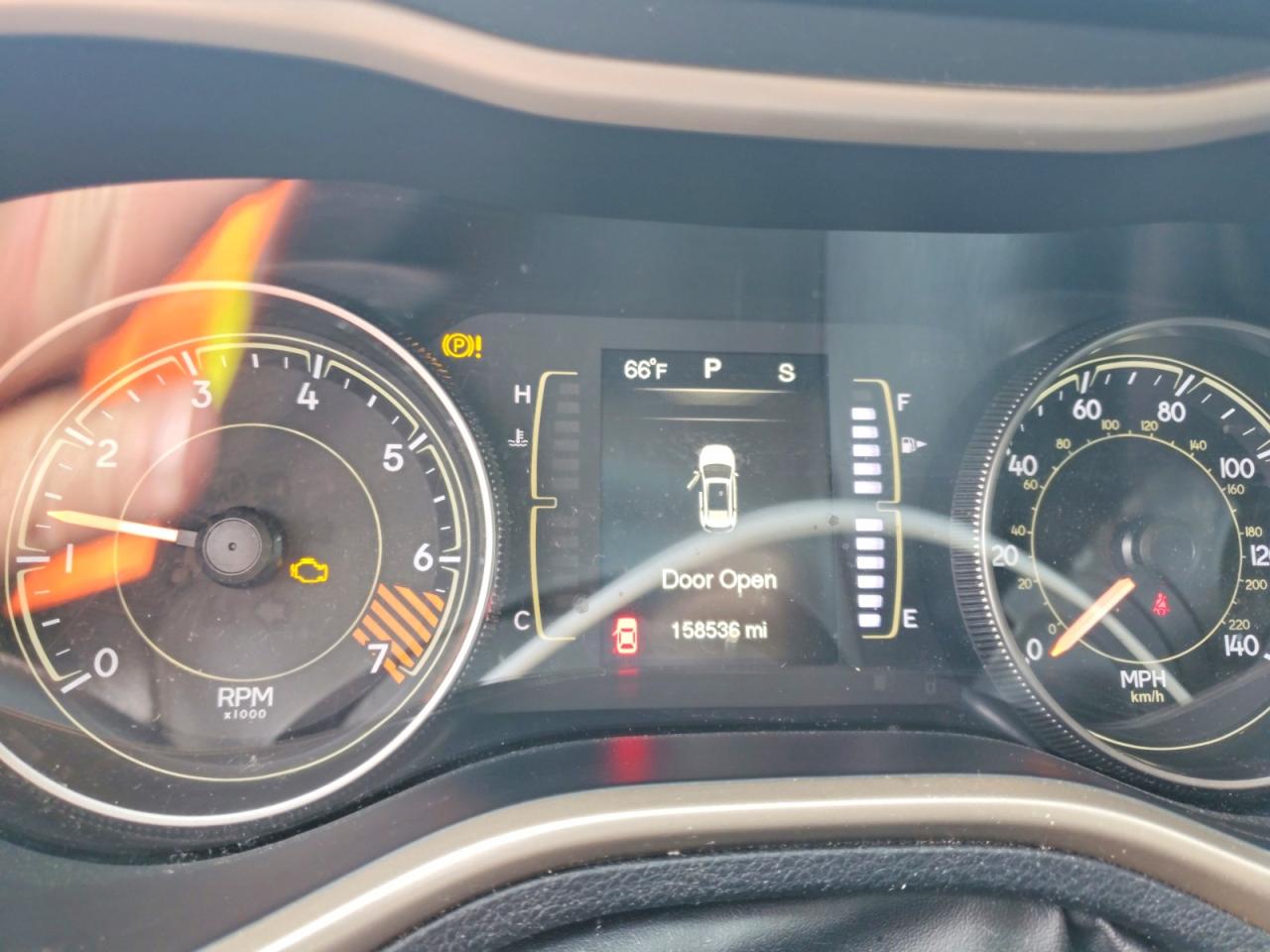 2014 Jeep Cherokee Sport Бордовый vin: 1C4PJMAB1EW183447