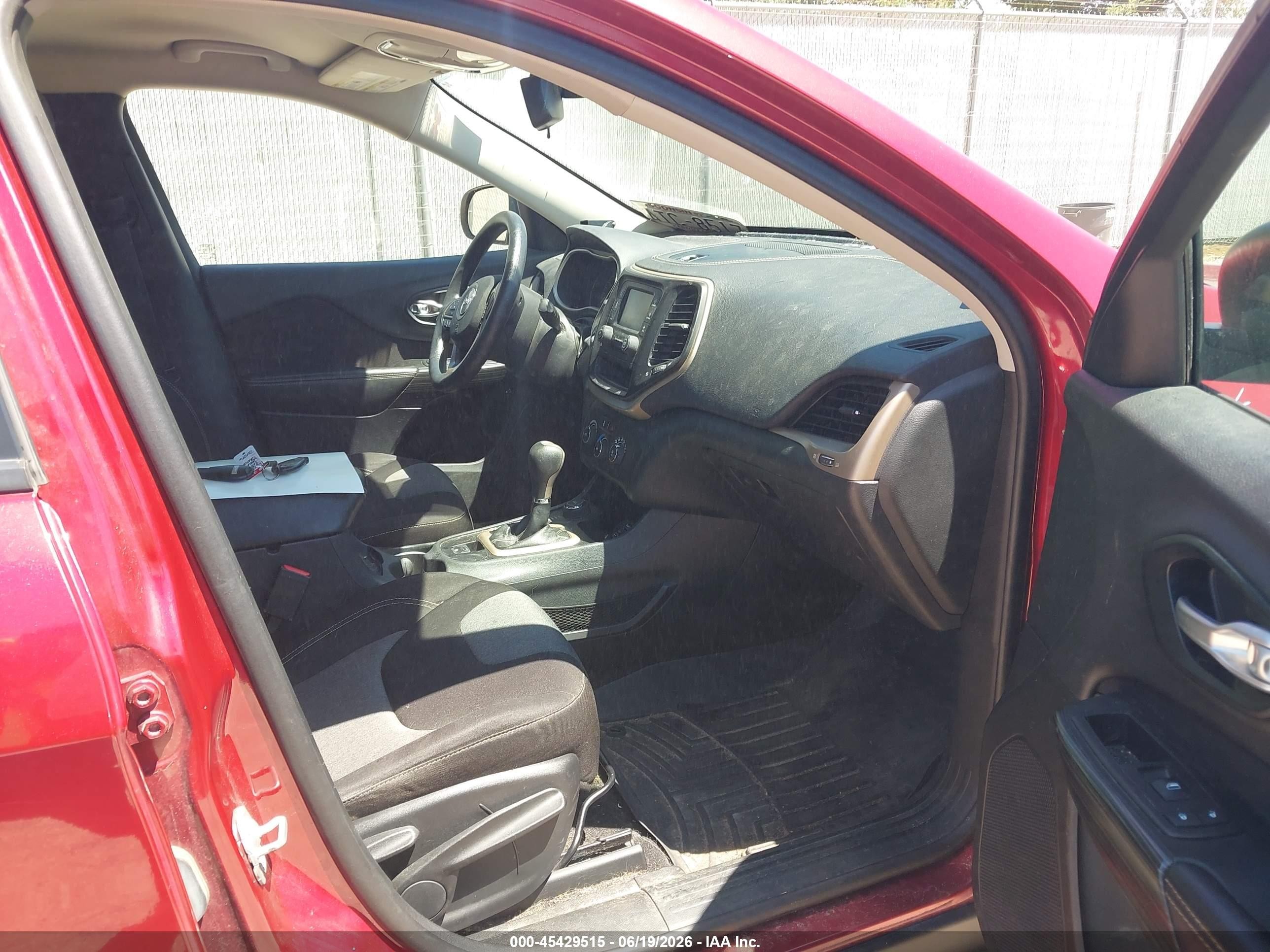 2014 Jeep Cherokee Sport Red vin: 1C4PJMAB1EW233697