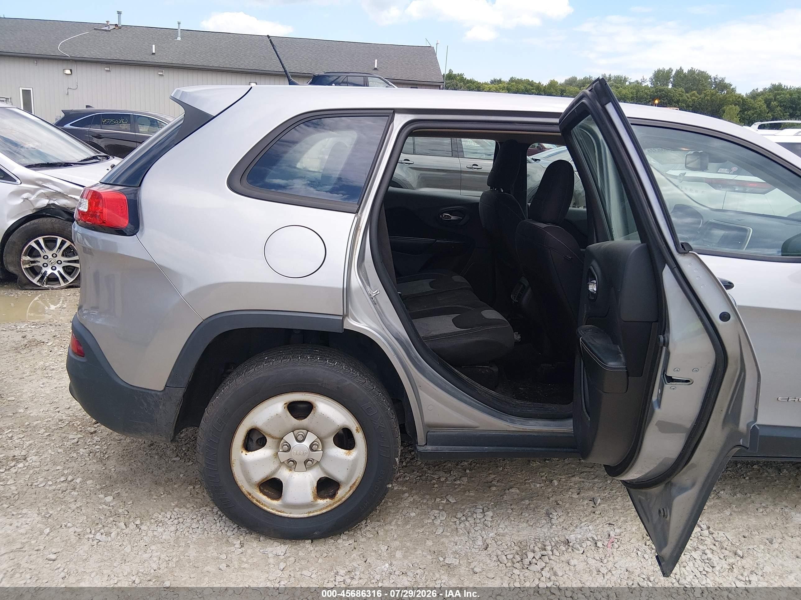 2014 Jeep Cherokee Sport Silver vin: 1C4PJMAB2EW145032
