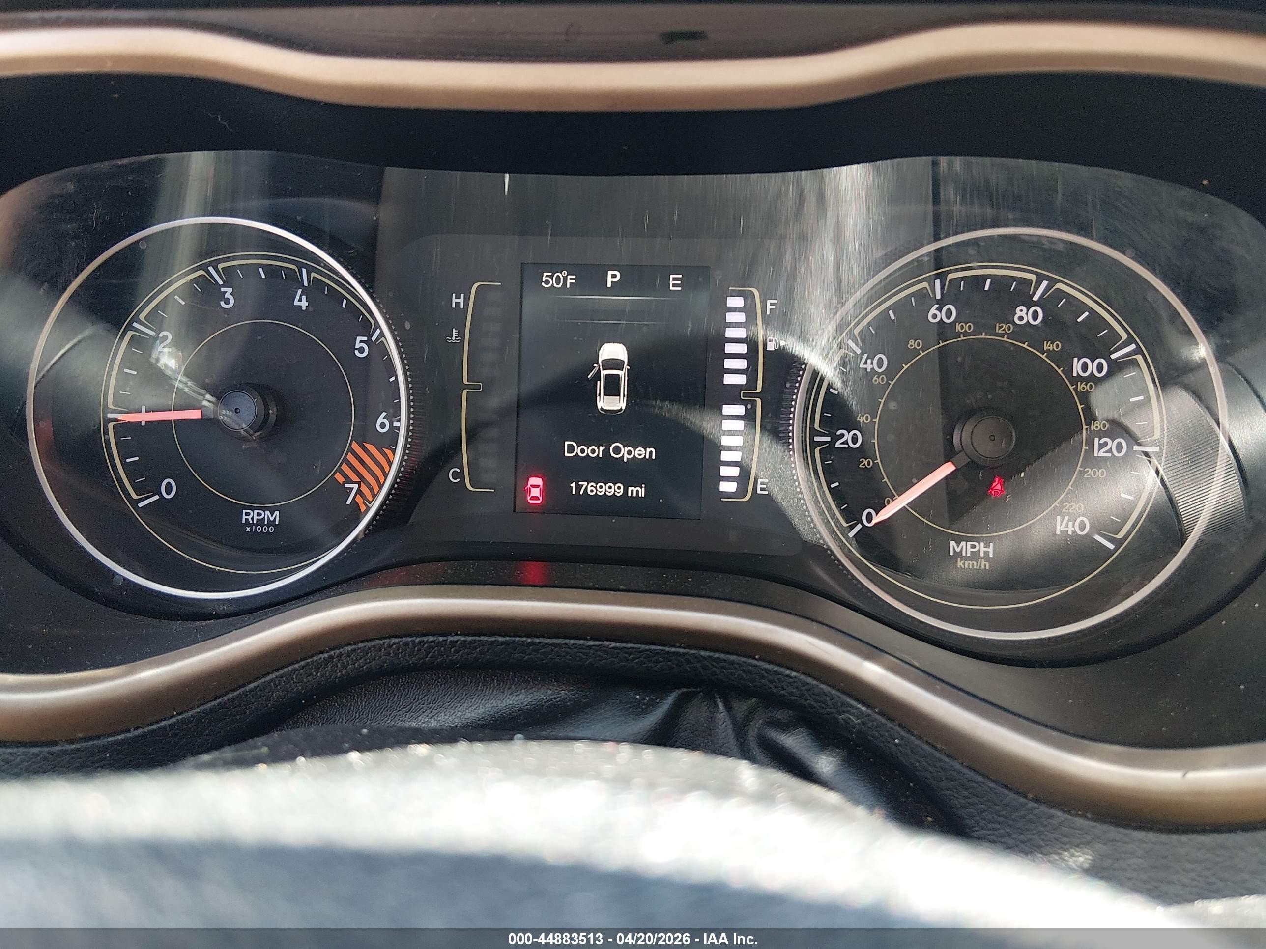 2014 Jeep Cherokee Sport Champagne vin: 1C4PJMAB2EW303210