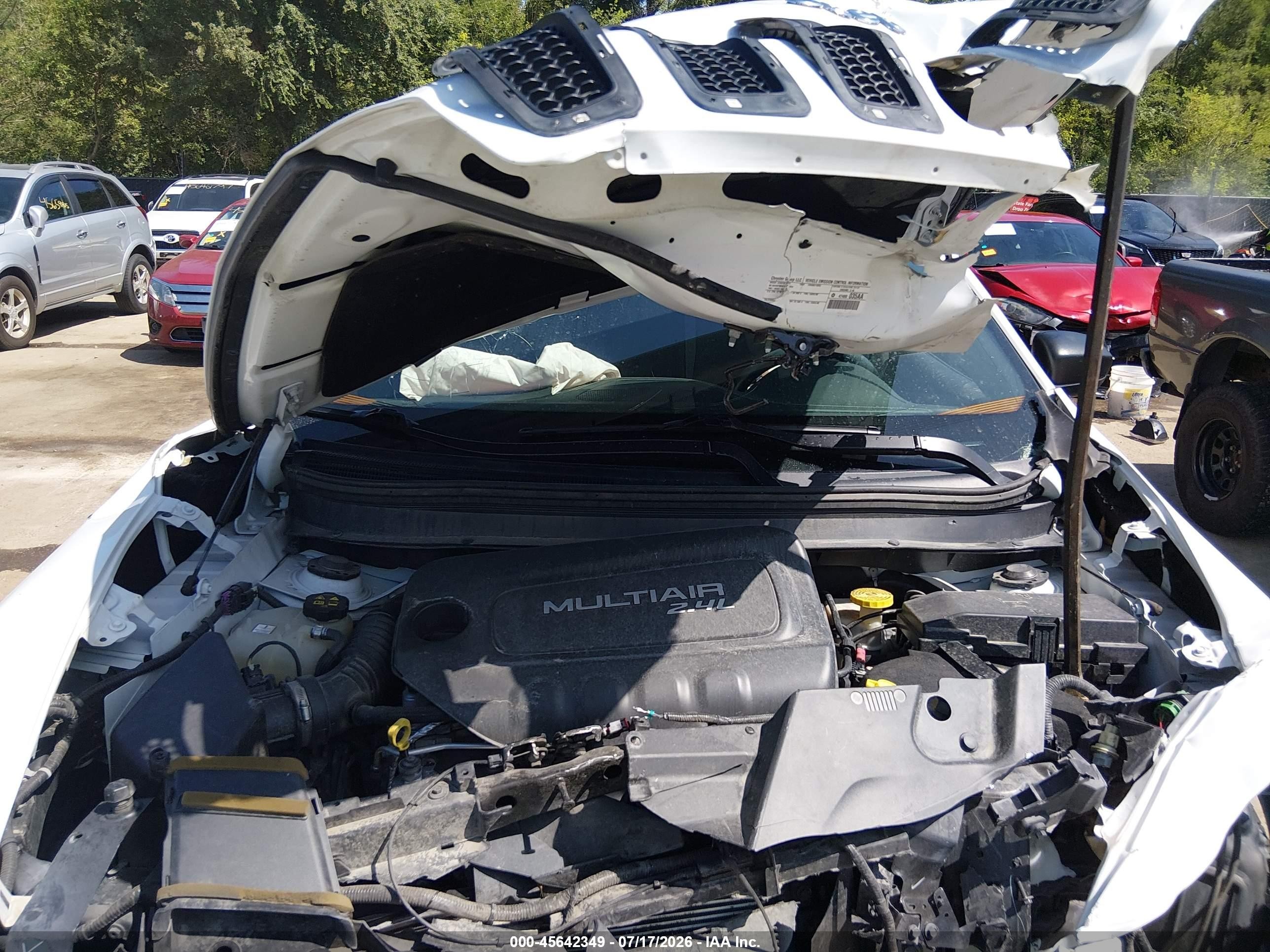 2014 Jeep Cherokee Sport White vin: 1C4PJMAB3EW145038