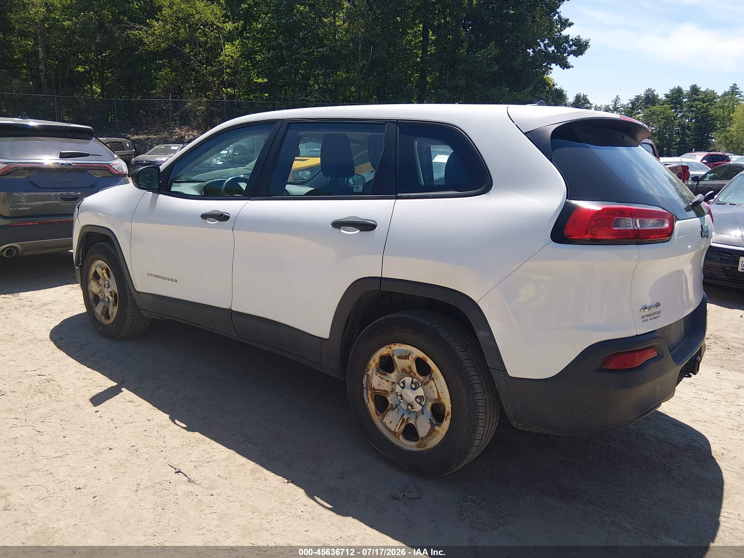 2015 Jeep Cherokee Sport Белый vin: 1C4PJMAB3FW546767