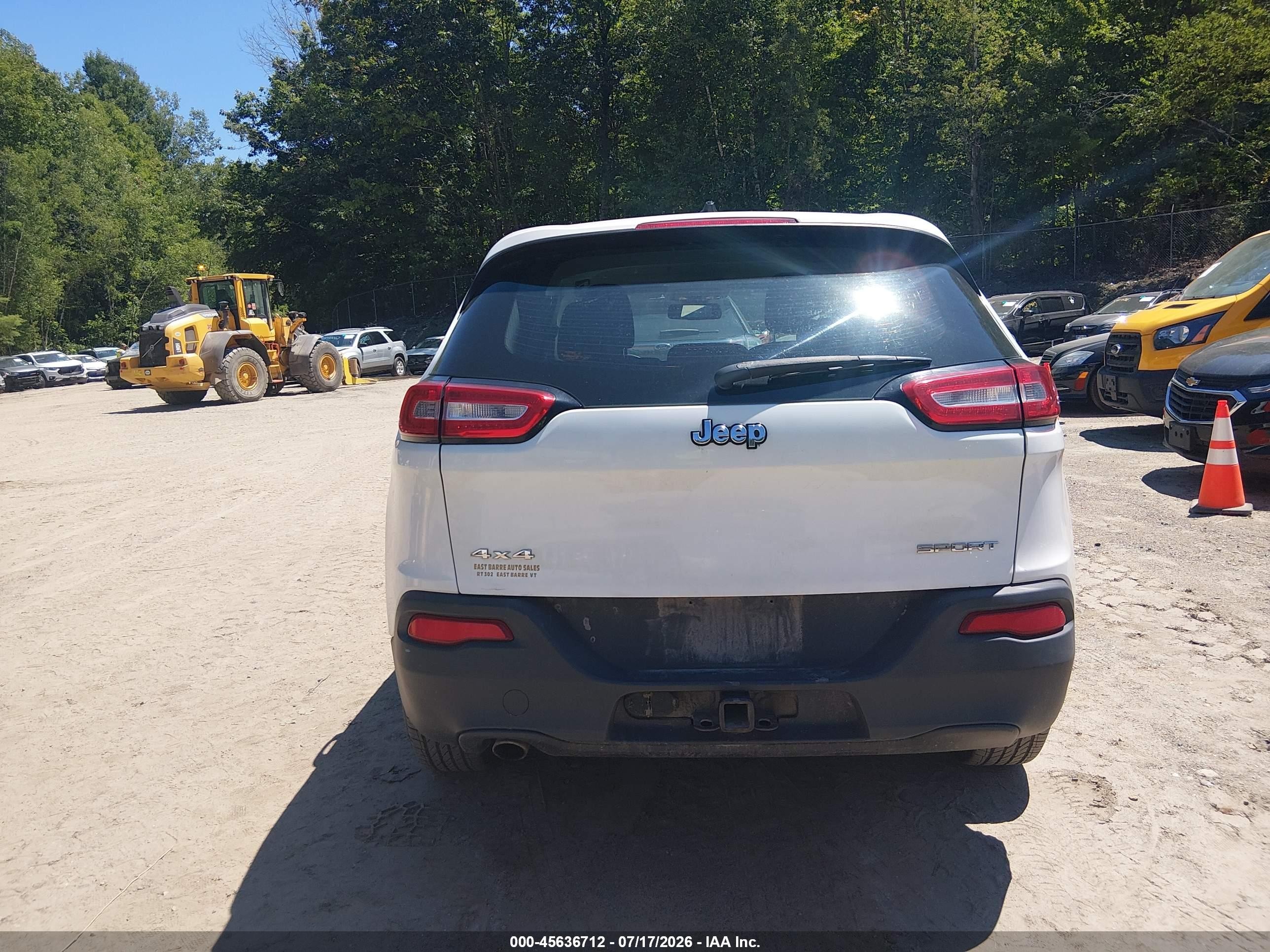 2015 Jeep Cherokee Sport Белый vin: 1C4PJMAB3FW546767