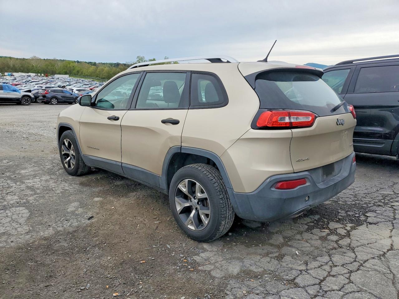 2014 Jeep Cherokee Sport Beige vin: 1C4PJMAB4EW233208