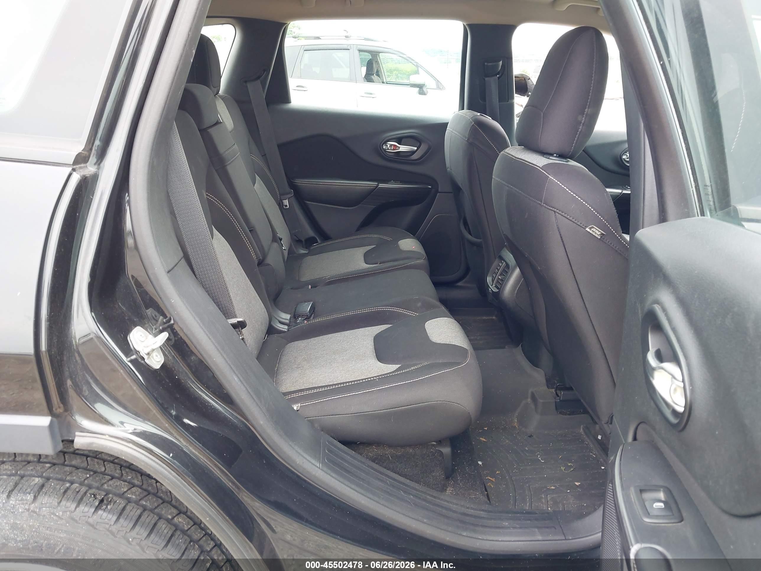 2015 Jeep Cherokee Sport Black vin: 1C4PJMAB4FW528066