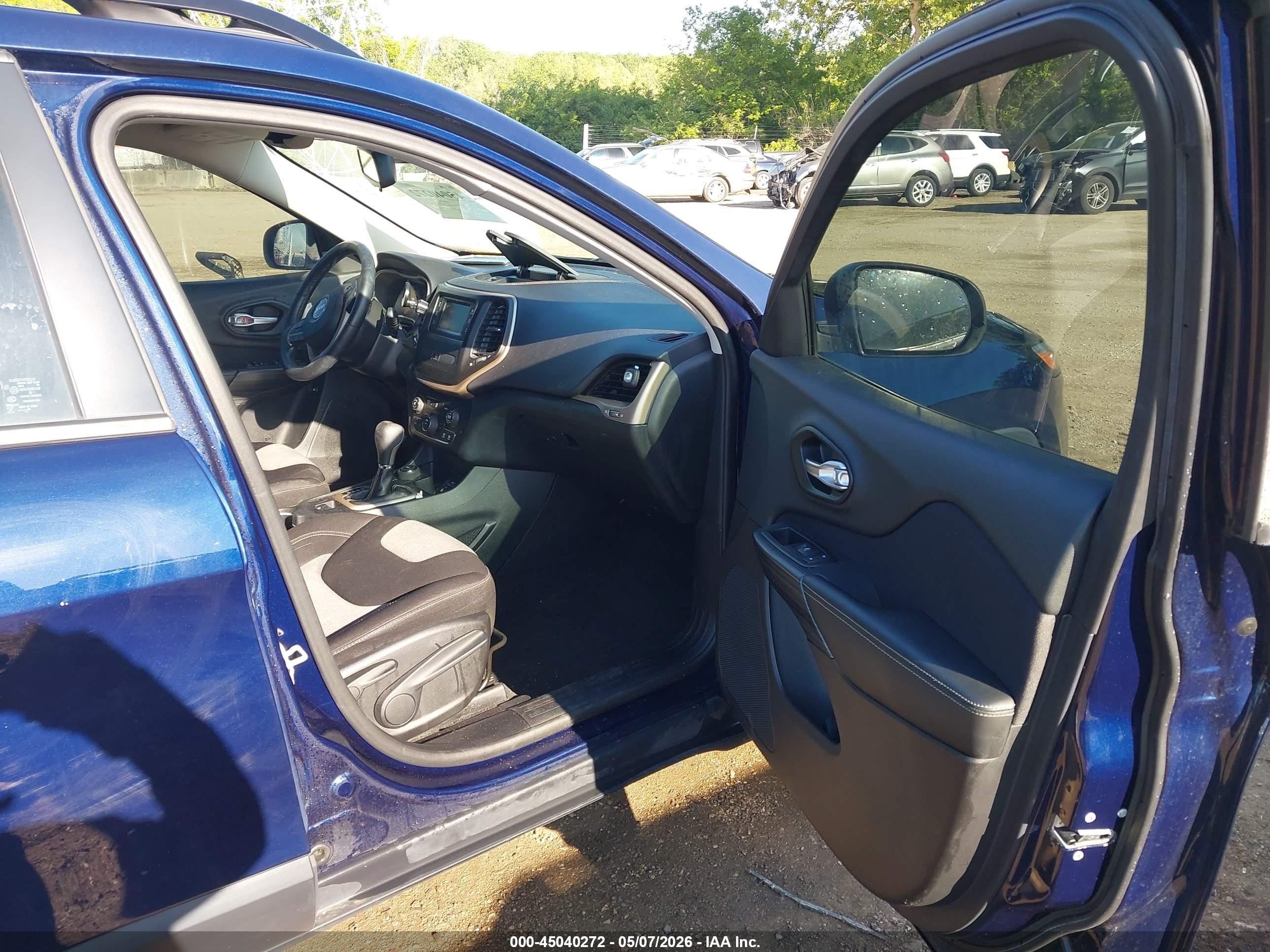 2015 Jeep Cherokee Sport Dark Blue vin: 1C4PJMAB4FW680901