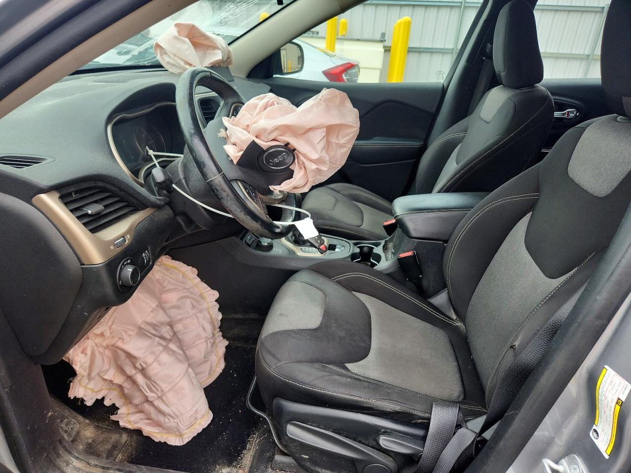 2014 Jeep Cherokee Sport Silver vin: 1C4PJMAB5EW166828