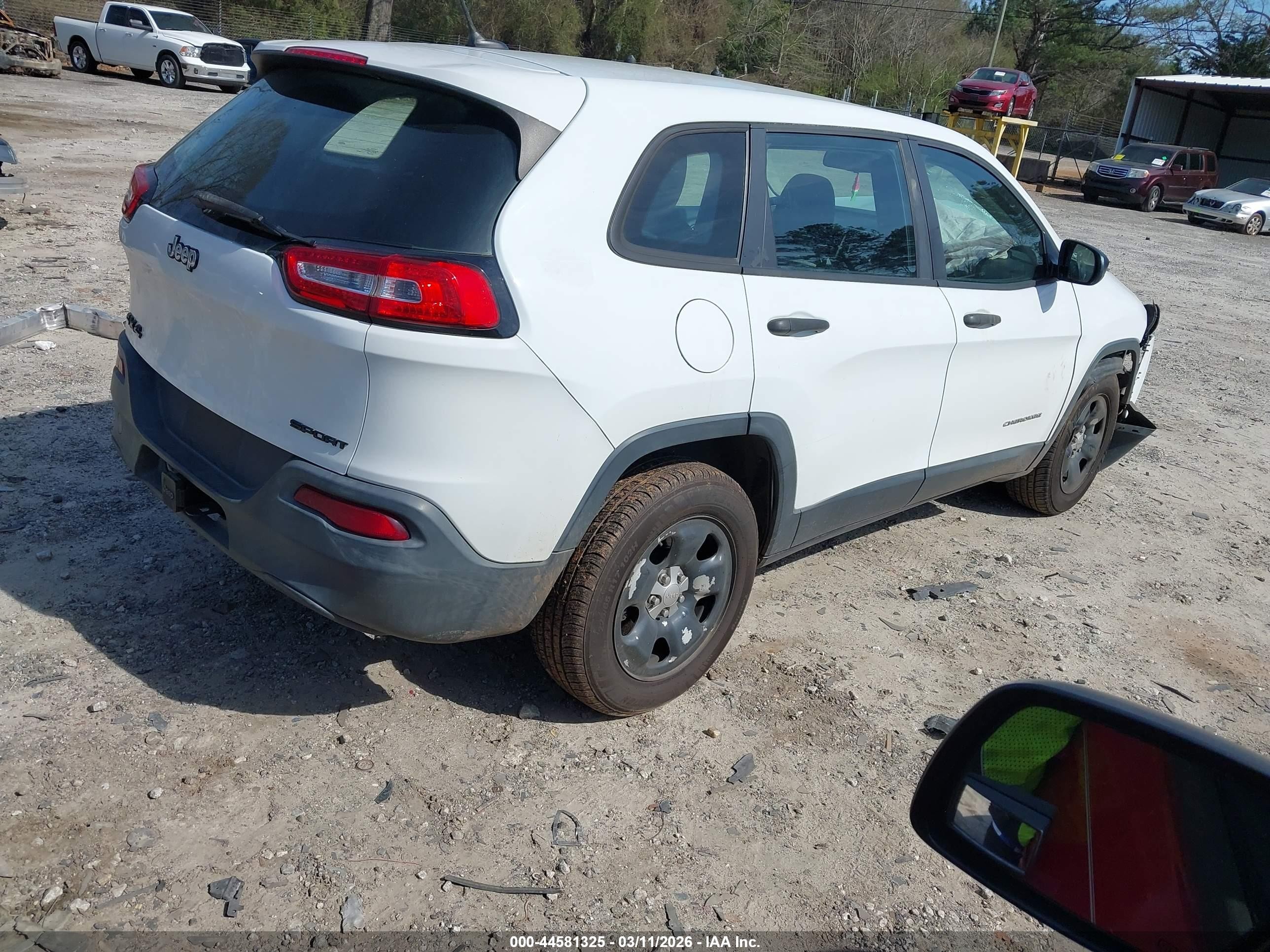 2014 Jeep Cherokee Sport Белый vin: 1C4PJMAB5EW191261