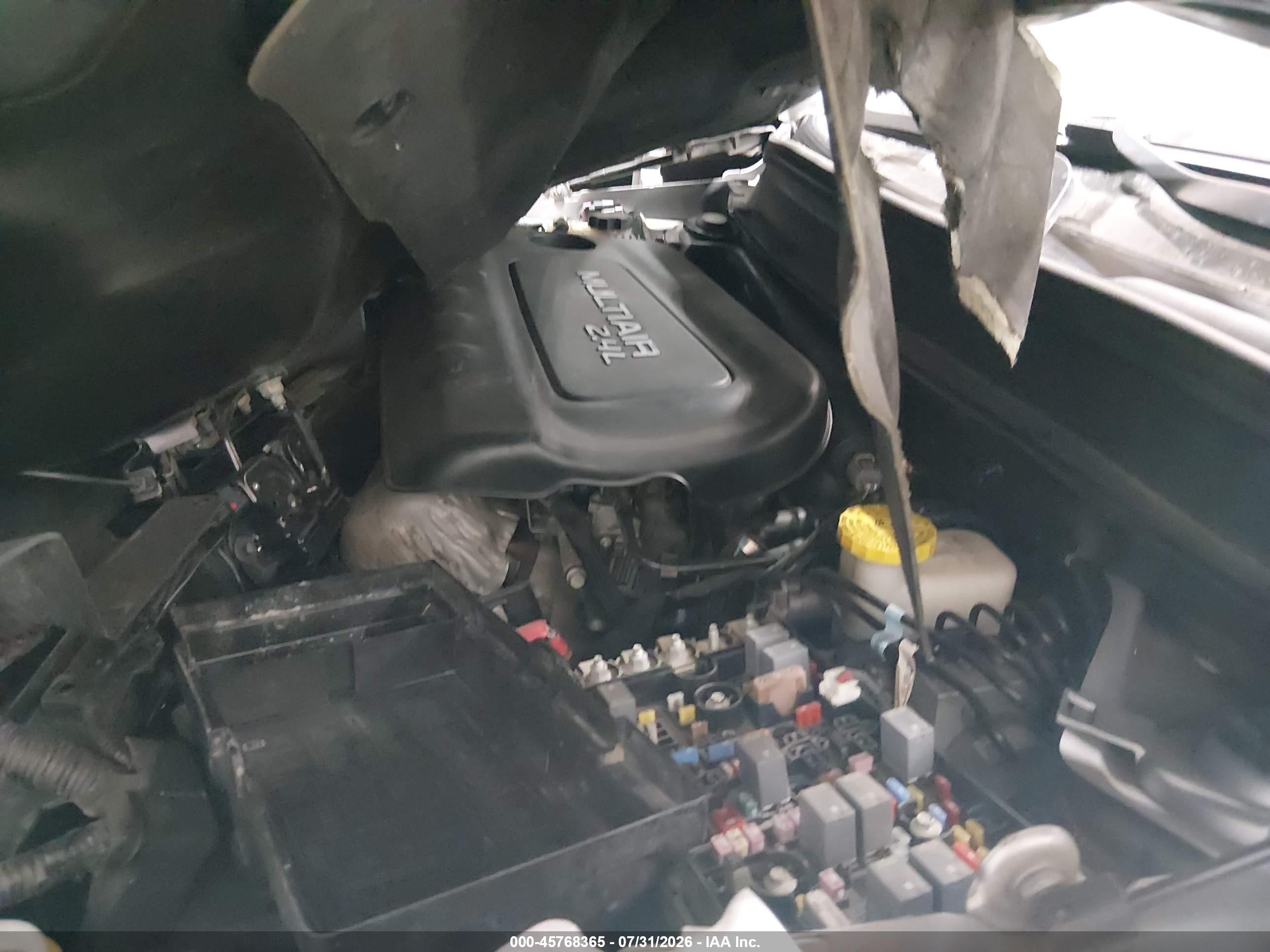 2014 Jeep Cherokee Sport Silver vin: 1C4PJMAB5EW298052