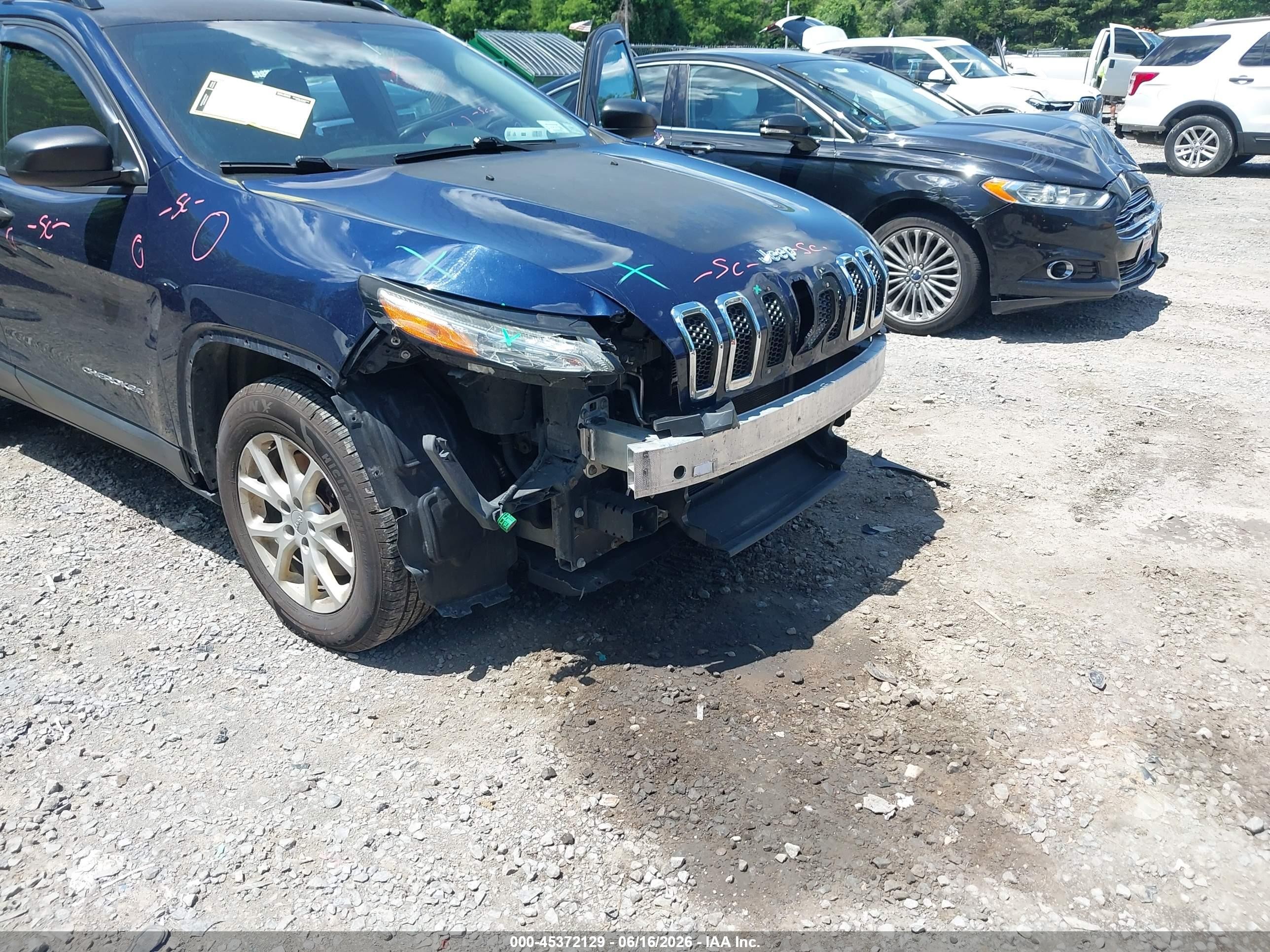 2015 Jeep Cherokee Sport Синий vin: 1C4PJMAB5FW764807