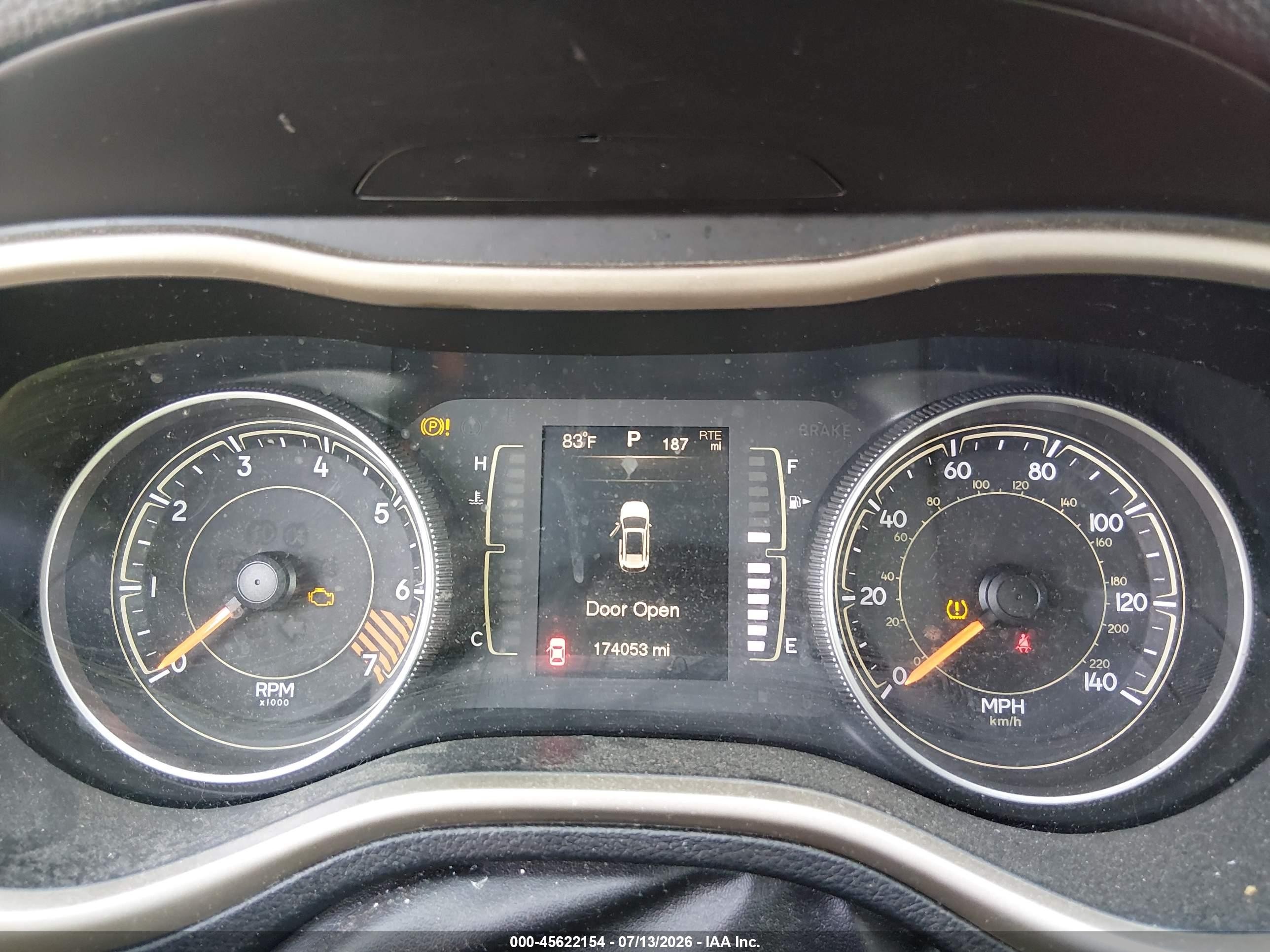2015 Jeep Cherokee Sport Красный vin: 1C4PJMAB5FW775824