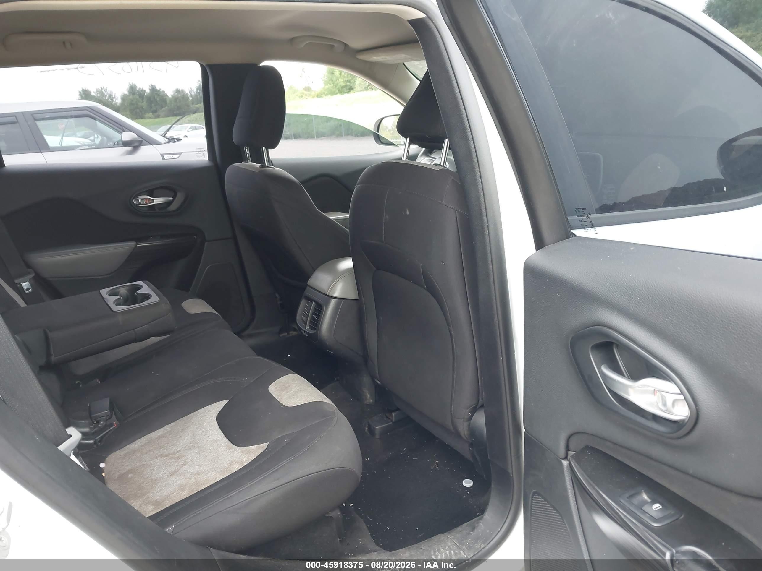 2014 Jeep Cherokee Sport Белый vin: 1C4PJMAB6EW121431
