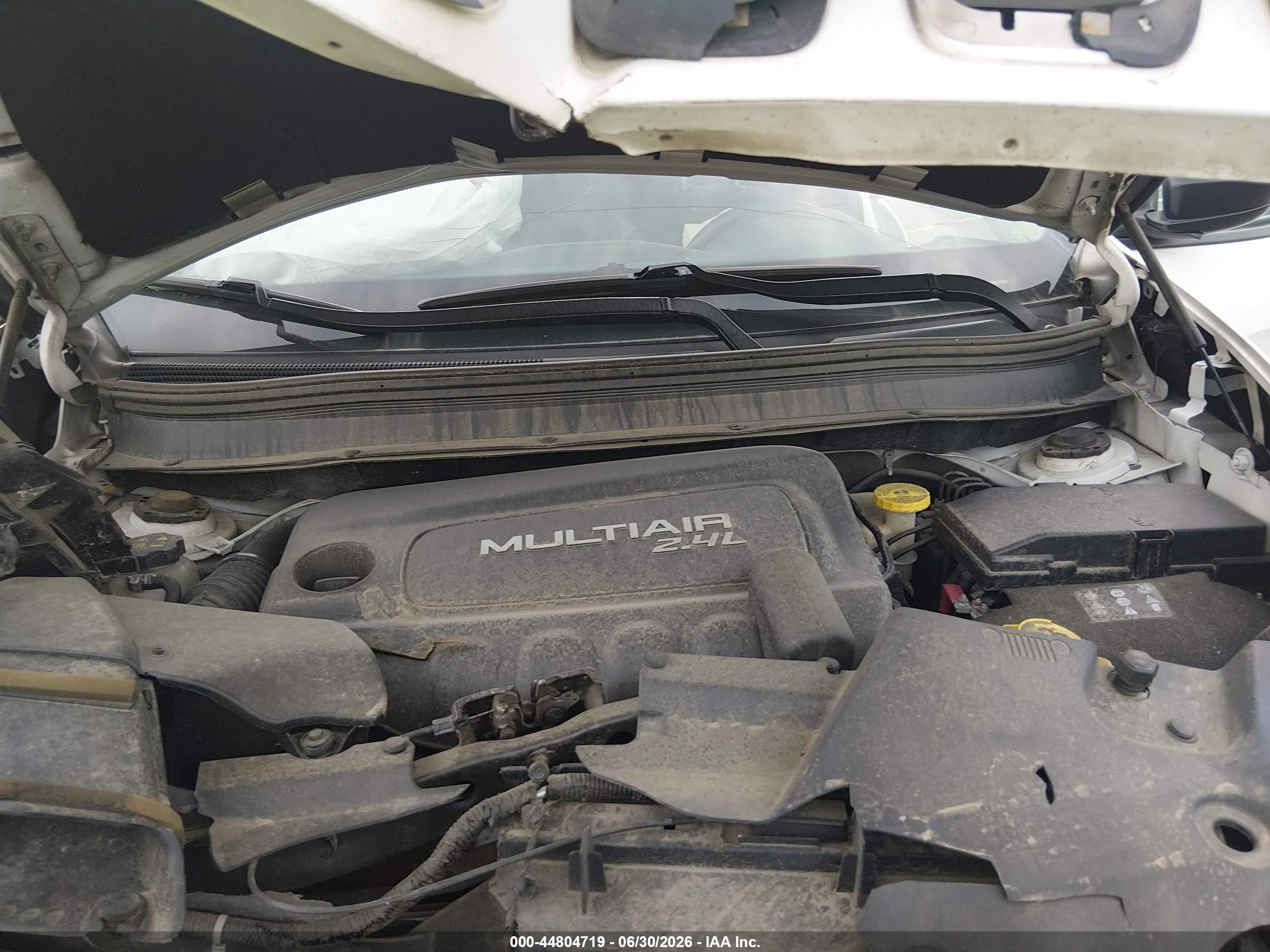 2014 Jeep Cherokee Sport White vin: 1C4PJMAB6EW260491