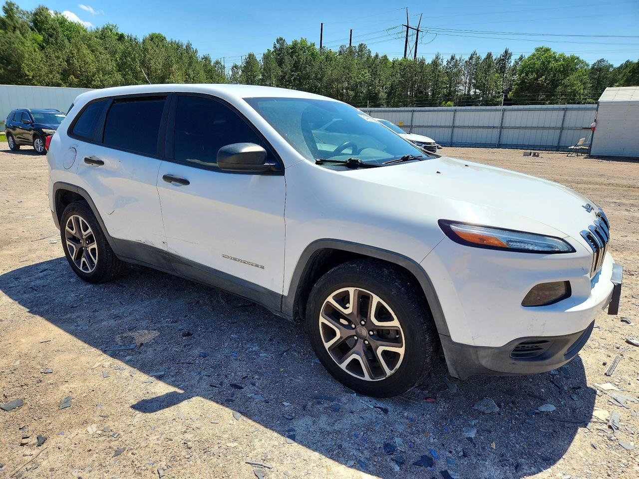 2015 Jeep Cherokee Sport White vin: 1C4PJMAB6FW694105