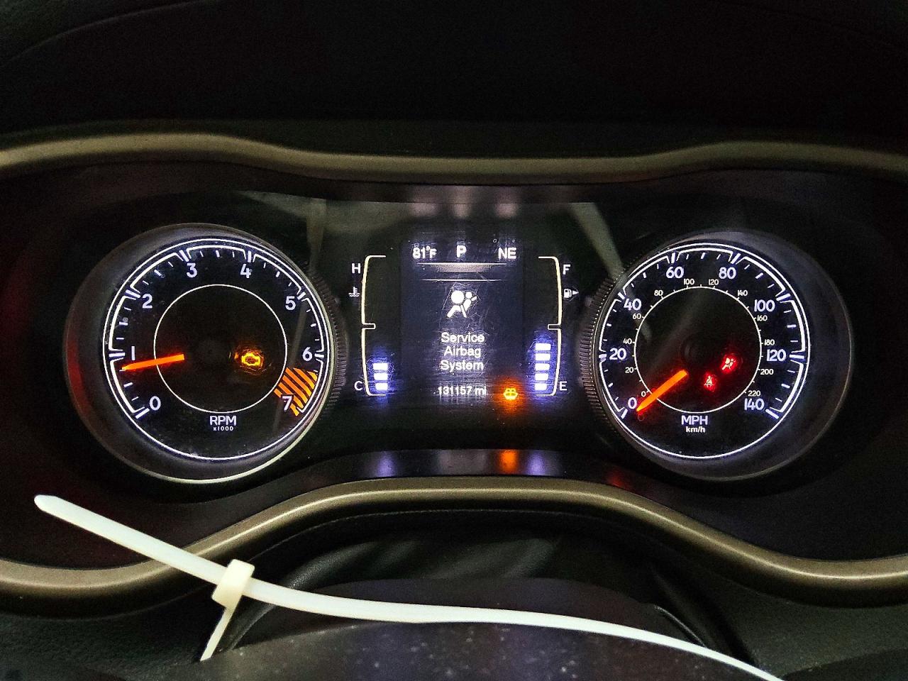 2015 Jeep Cherokee Sport White vin: 1C4PJMAB6FW792082